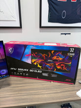 Load image into Gallery viewer, MSI 32" 240 Hz QD-OLED UHD Gaming Monitor FreeSync SEE DESCIPTION FLAWS