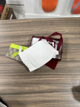 Load image into Gallery viewer, Gucci BI-COLOR GG MONOGRAM CARD CASE