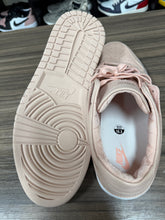 Load image into Gallery viewer, Nike Dunk Lux Low Arctic Orange Sz 10.5 NO BOX