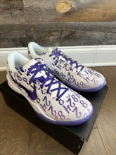 Load image into Gallery viewer, Nike Kobe 8 Protro Court Purple Sz 12
