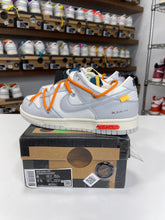 Load image into Gallery viewer, Nike Dunk Low Off-White Lot 44/50 - Sz 6
