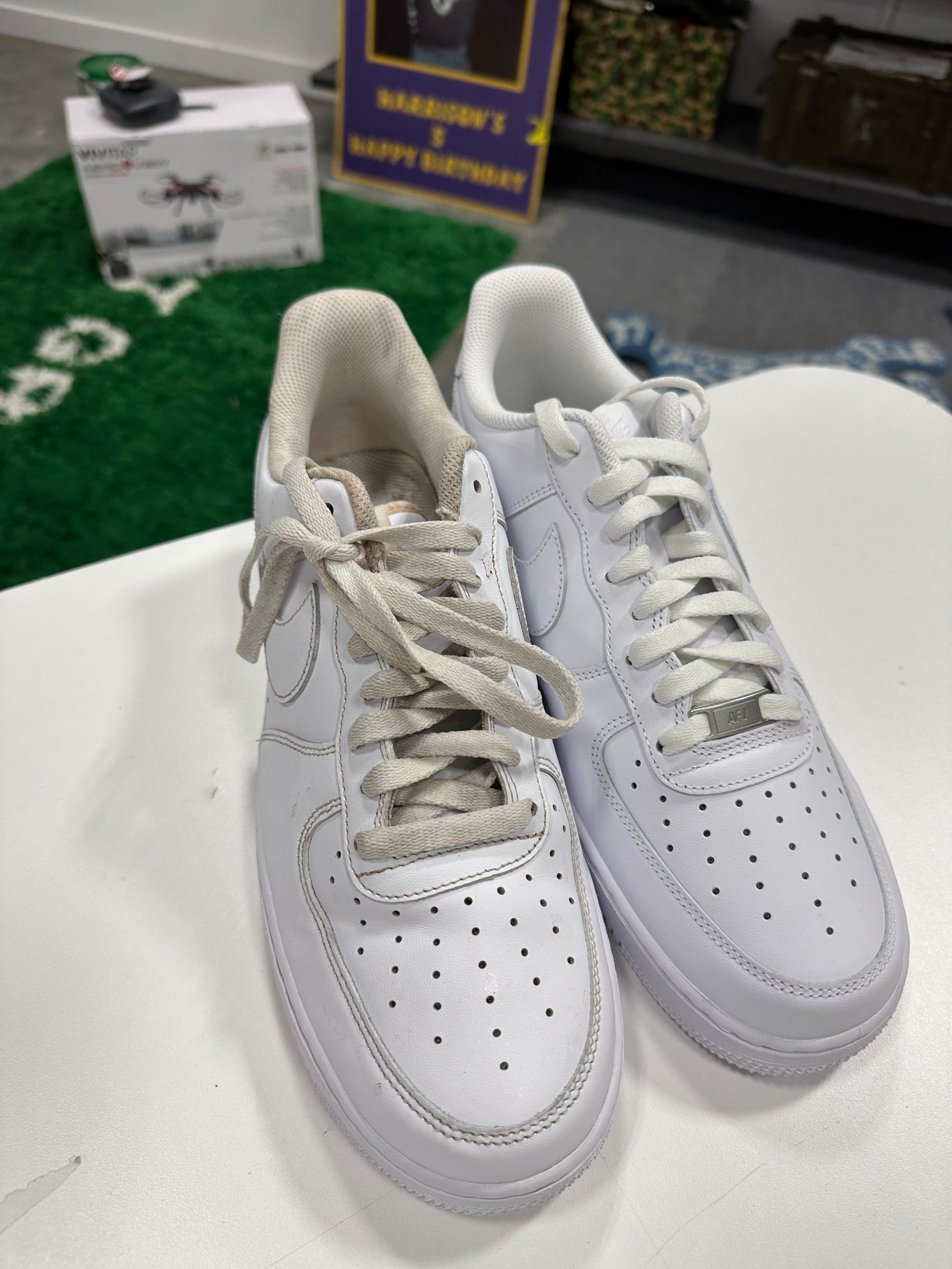 Nike White AF1 Sz 11 (one shoe dirty)