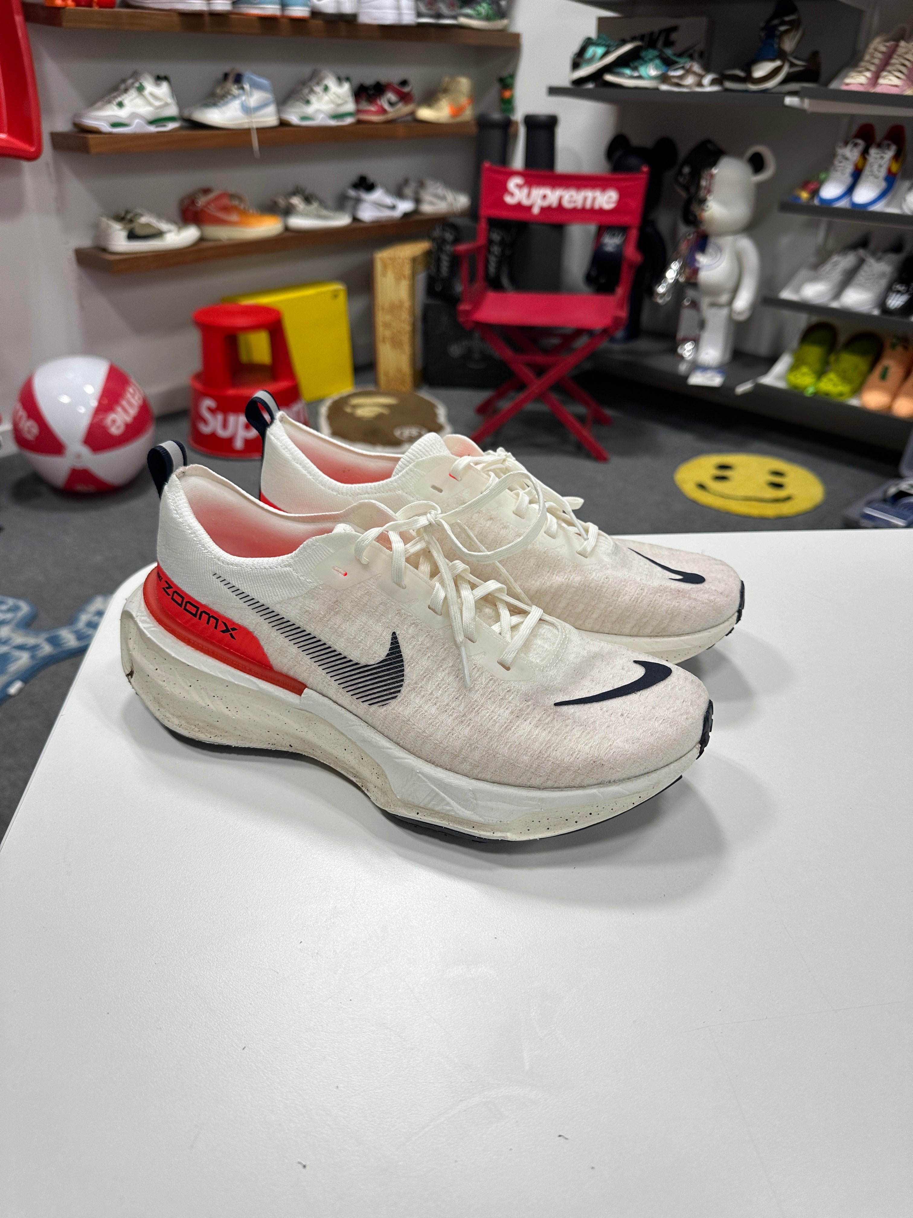 Nike Invincible 3
Men's Road Running Shoes Sz 11