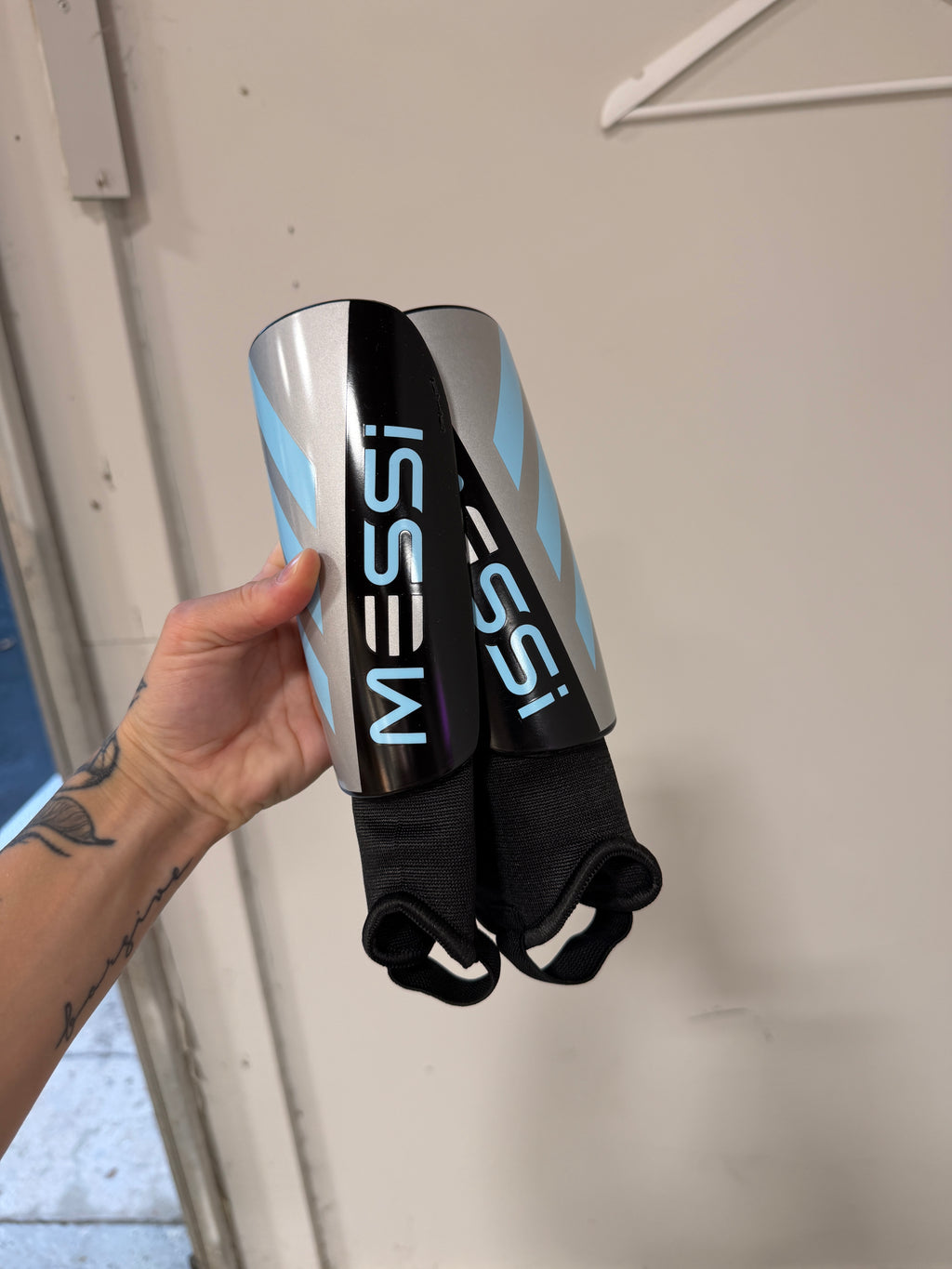 ADIDAS Men's MESSI SG MTC J Shin Guard Sz