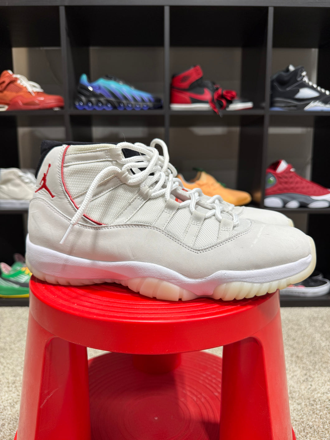 Air Jordan 11 Retro 'Platinum Tint' Sz 11 NO BOX