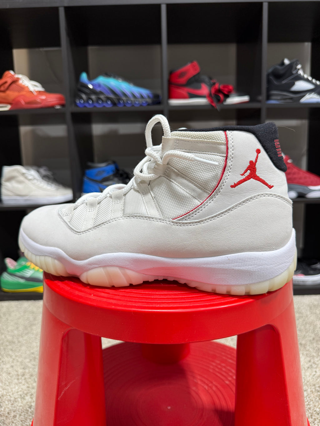 Air Jordan 11 Retro 'Platinum Tint' Sz 11 NO BOX