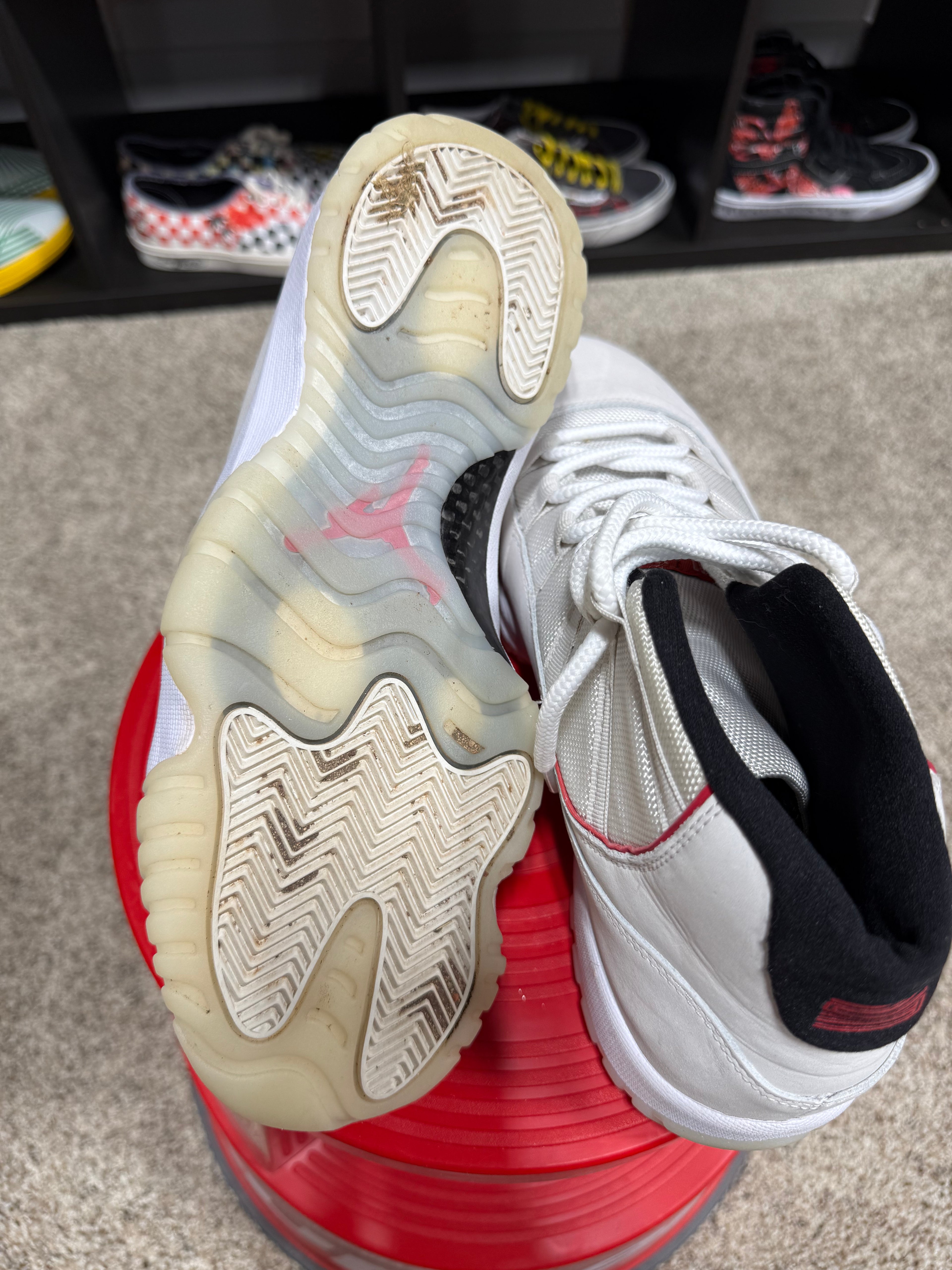 Air Jordan 11 Retro 'Platinum Tint' Sz 11 NO BOX