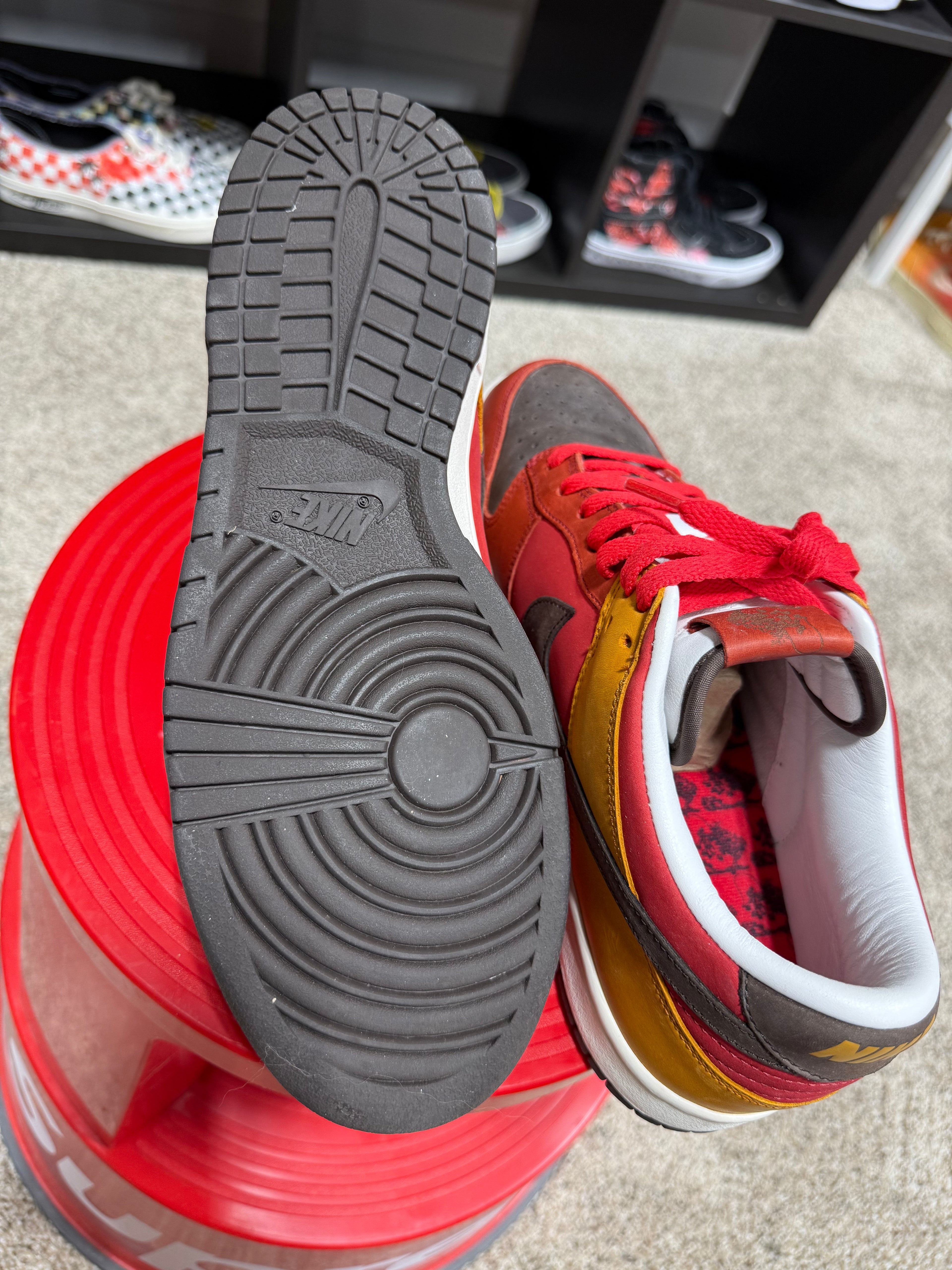 2005 Nike Dunk Low Premium Sz 10M/ 11.5W NO BOX