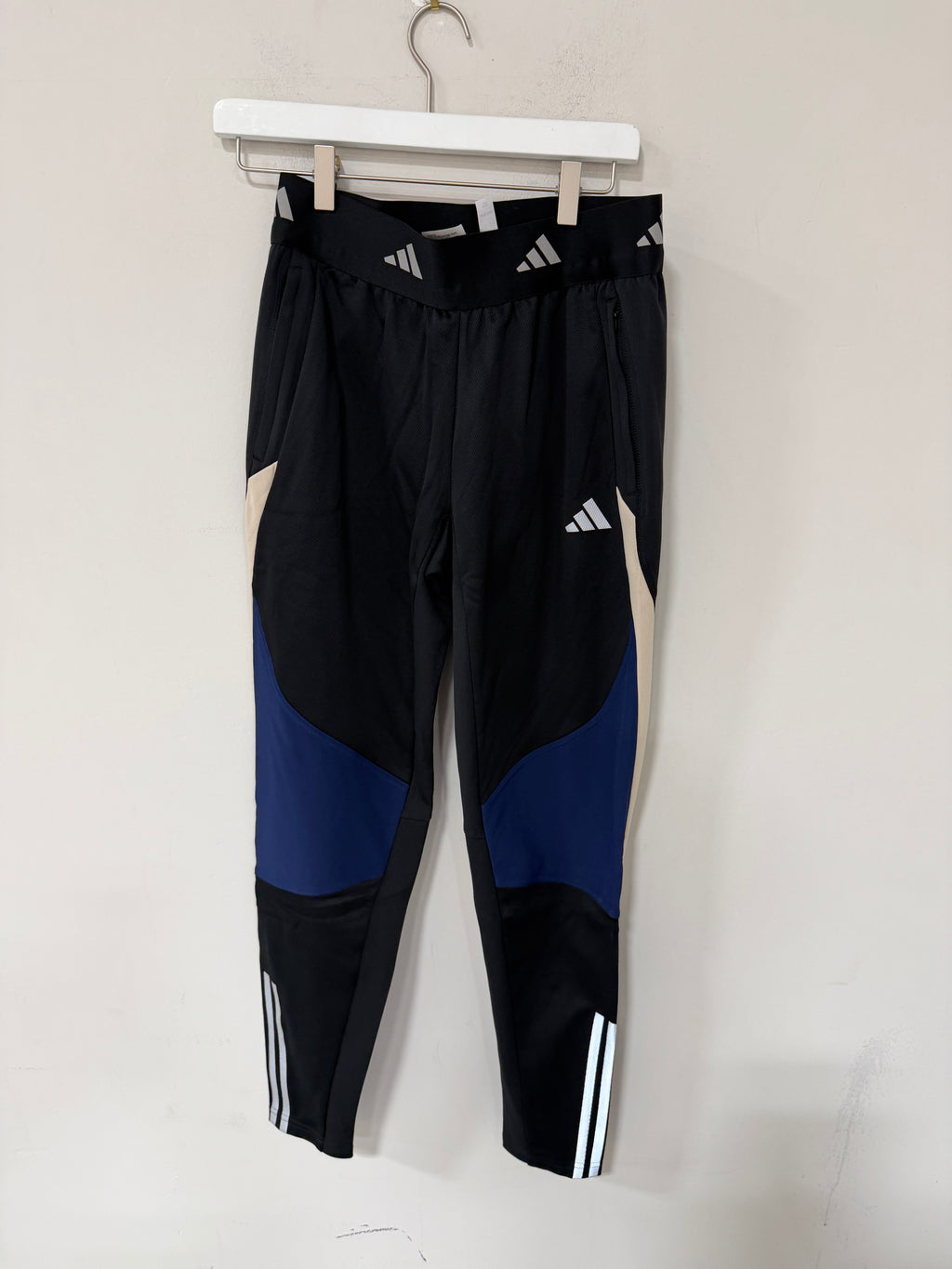 Adidas Womens Tiro 23 Winter Track Pants Sz Small