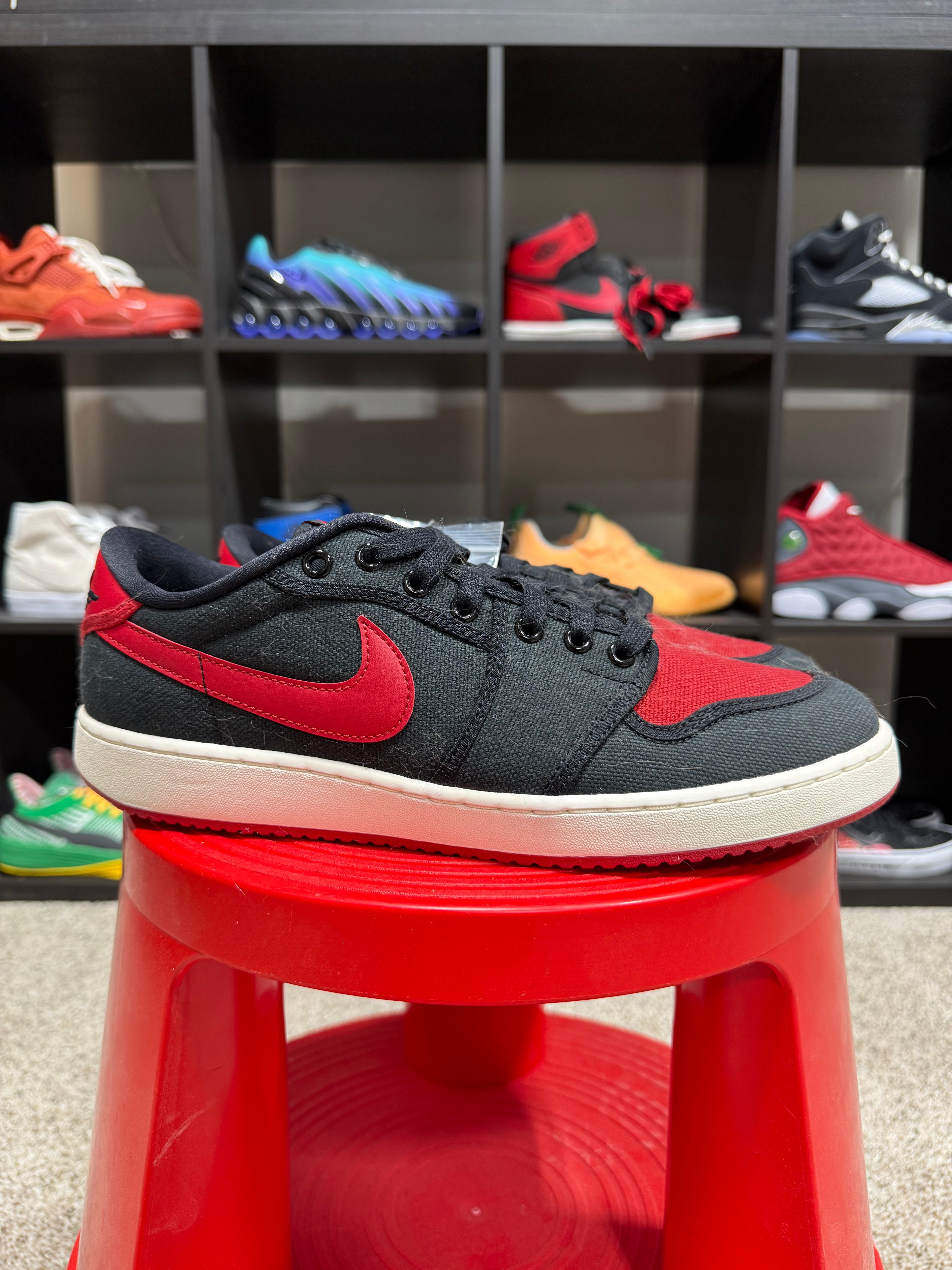 Jordan 1 Low AJKO Bred Sz 10.5 NO BOX