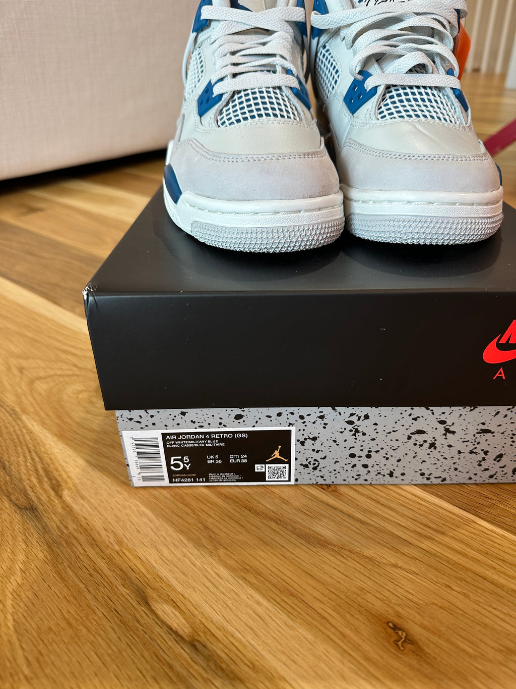 Jordan 4 Retro Military Blue (2024) Sz 5.5Y (GS)