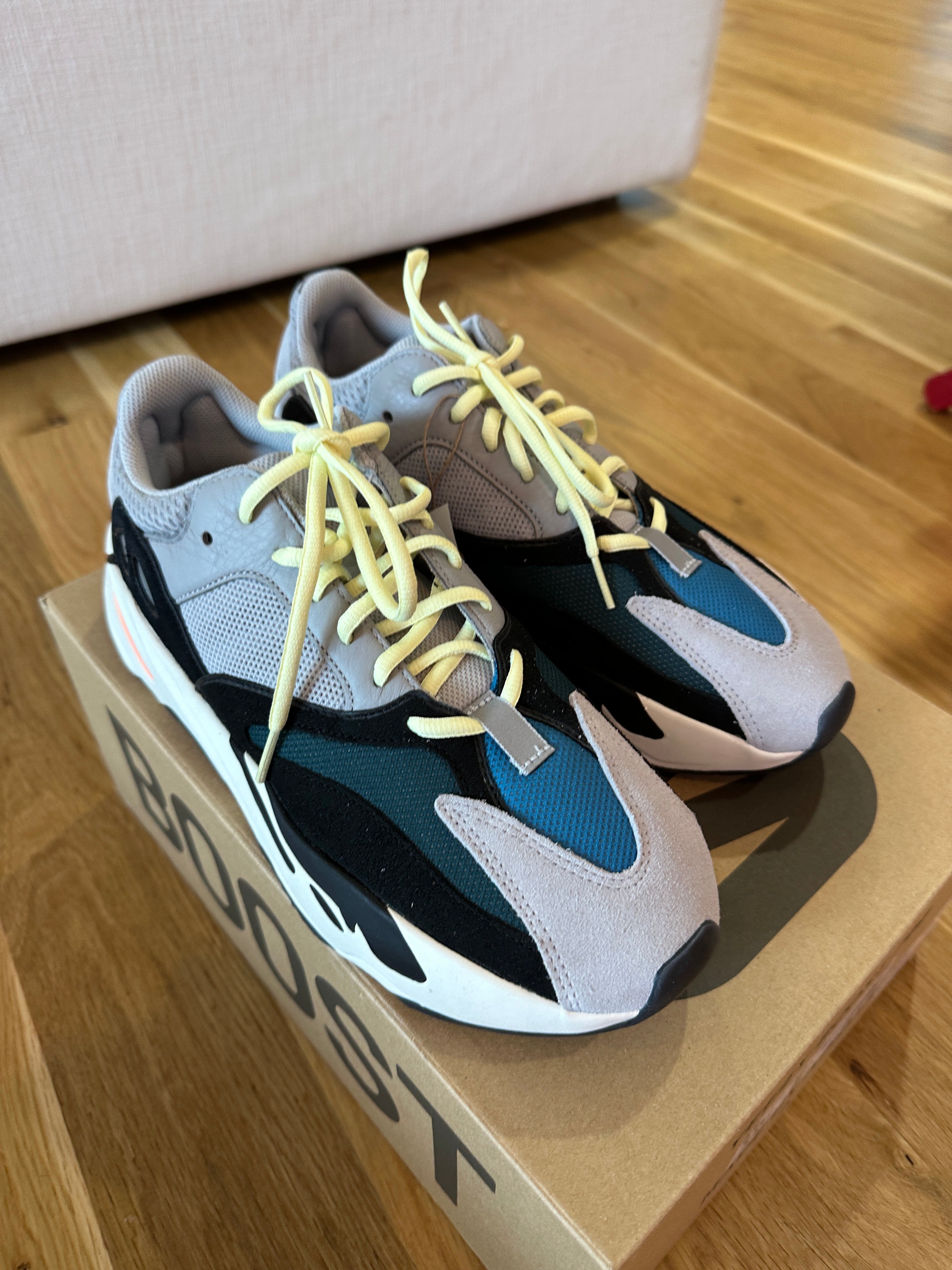adidas Yeezy Boost 700 Wave Runner Sz 10.5