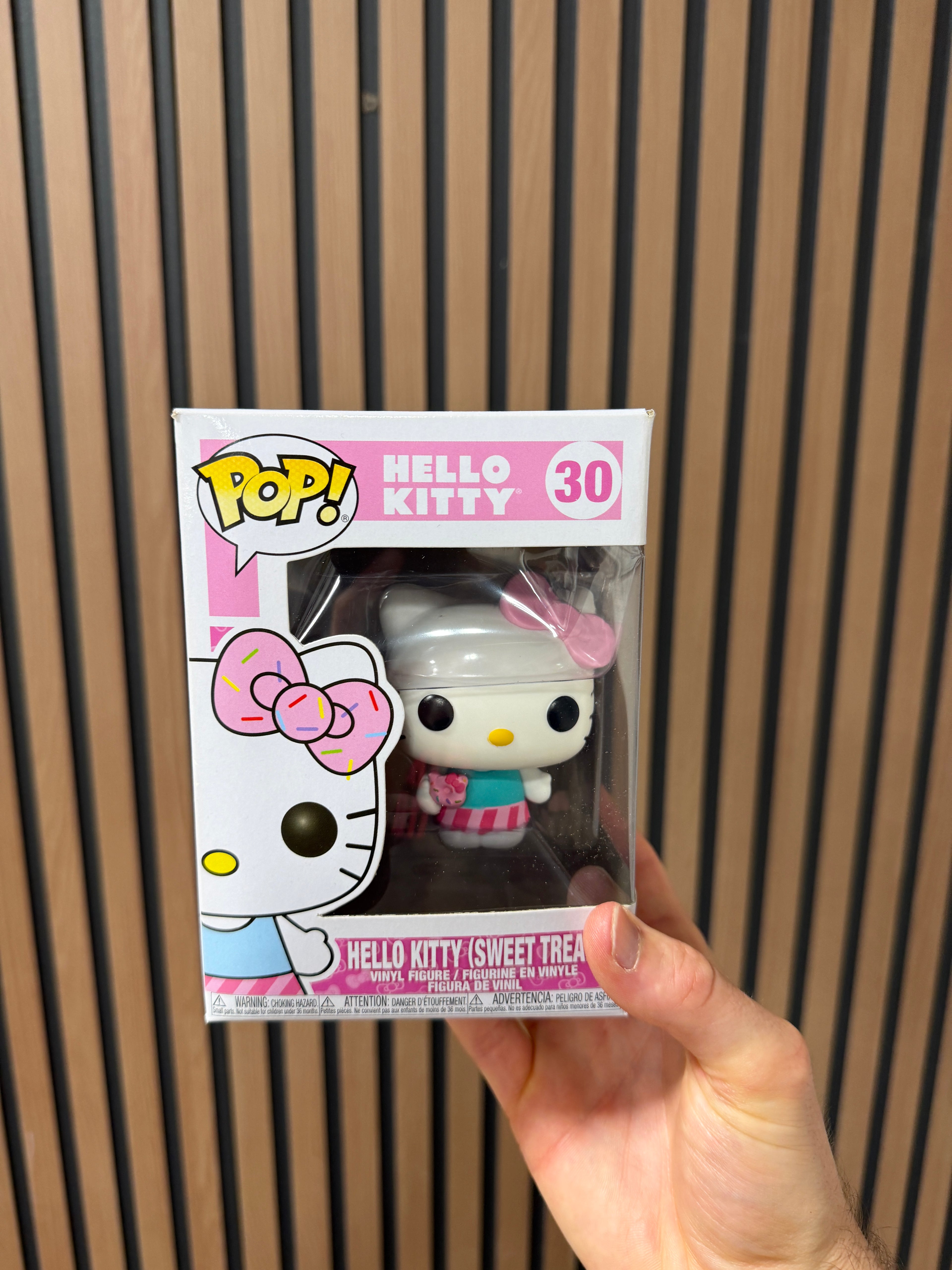 Funko Pop #30 Hello Kitty Sweet Treat