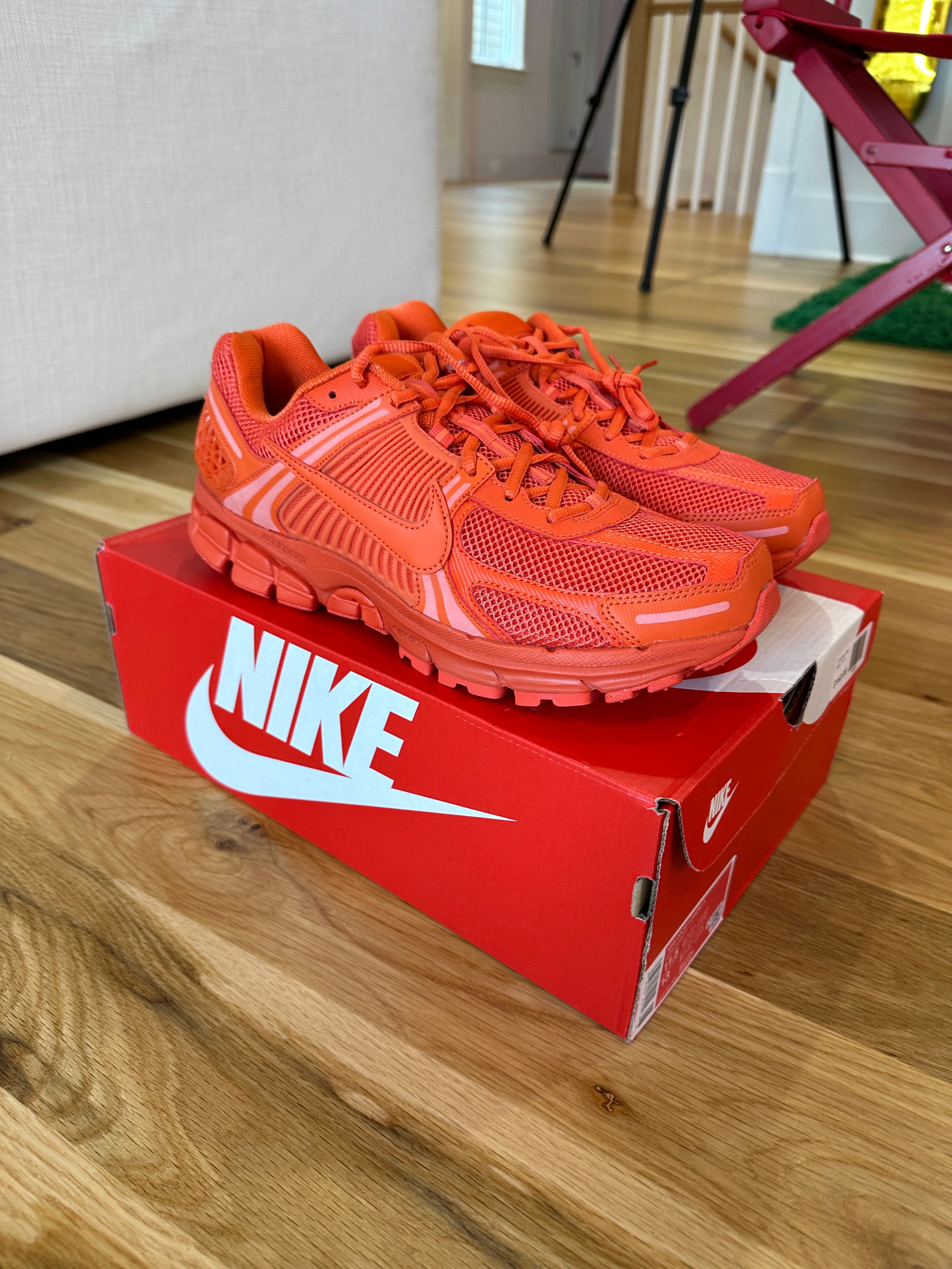 Nike Zoom Vomero 5 Cosmic Clay Sz 11.5