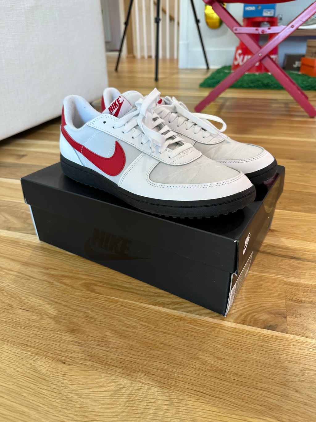 Nike Field General 82 SP White Varsity Red Sz 11.5