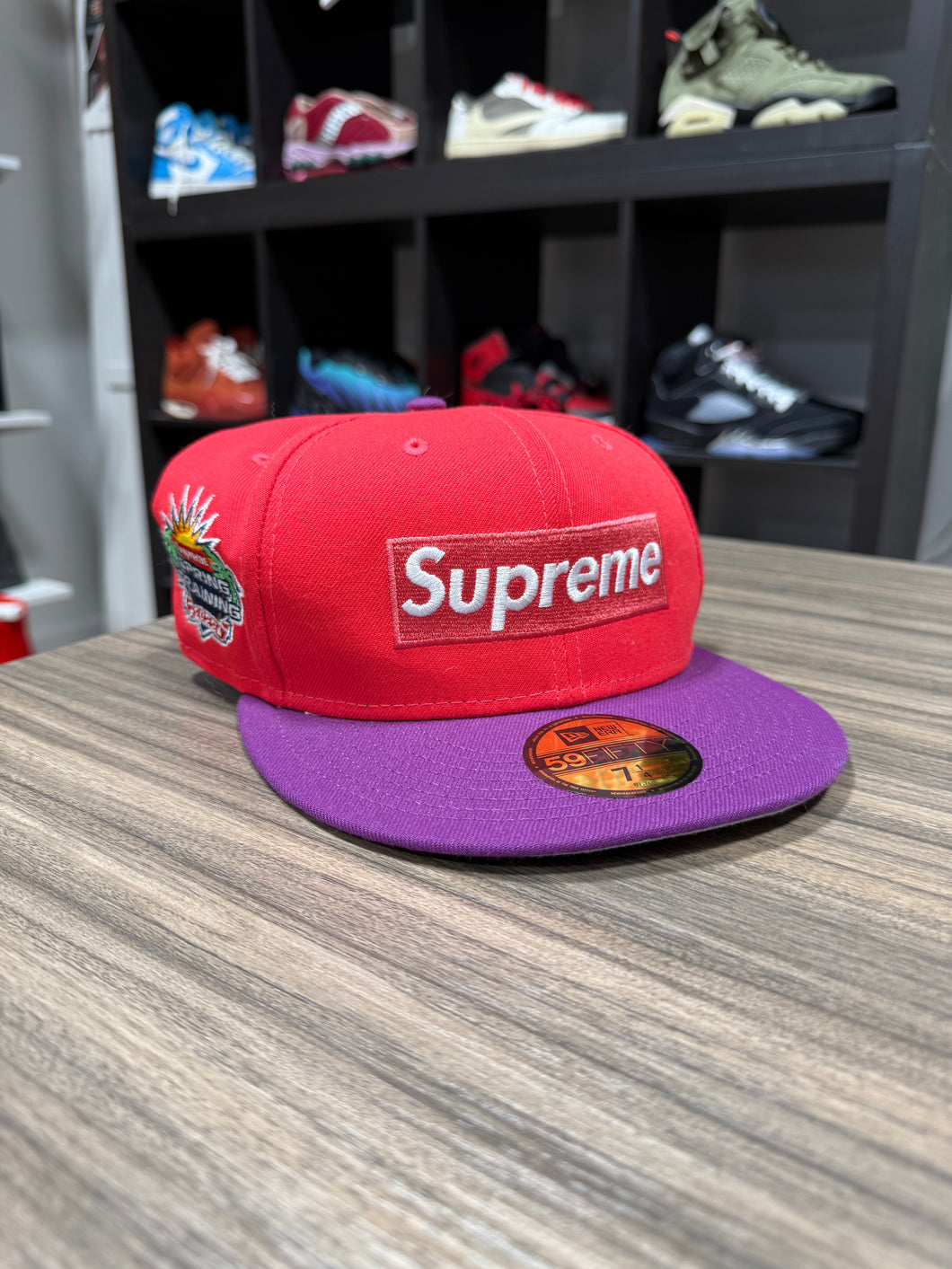 Supreme 2-Tone Box Logo New Era 'Coral' Sz 7 1/4