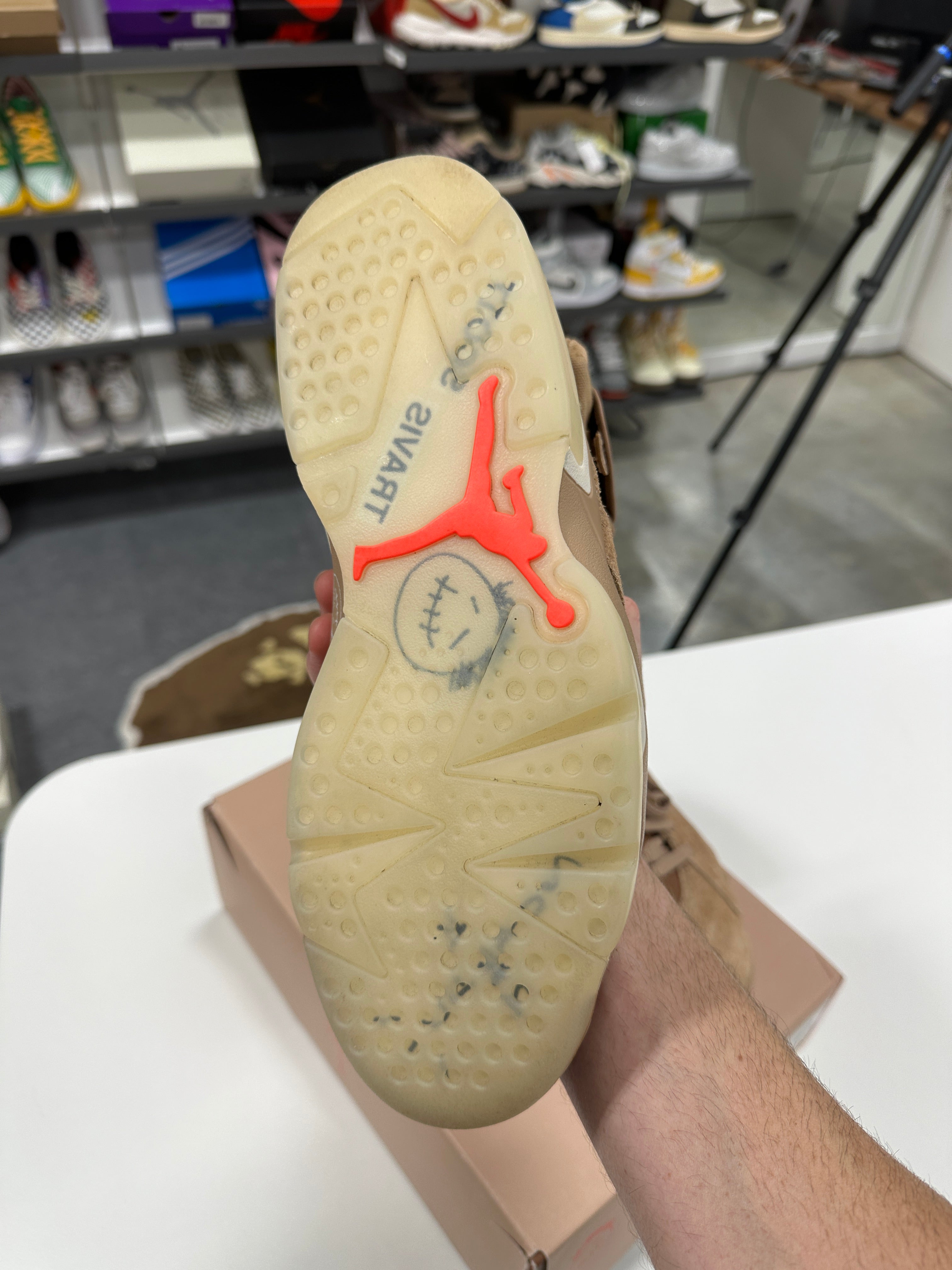 Travis Scott Jordan 6 Khaki Sz 10