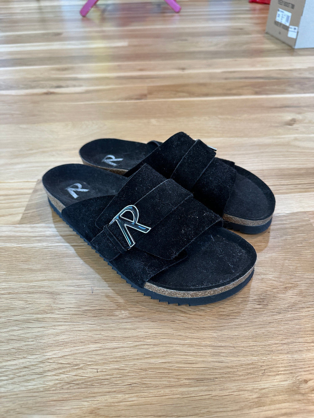 Represent Pool Slipper Black Sz 11