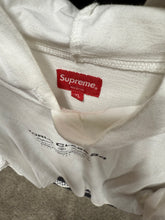 Load image into Gallery viewer, Supreme T-shirt  Hoodie White Sz XL
