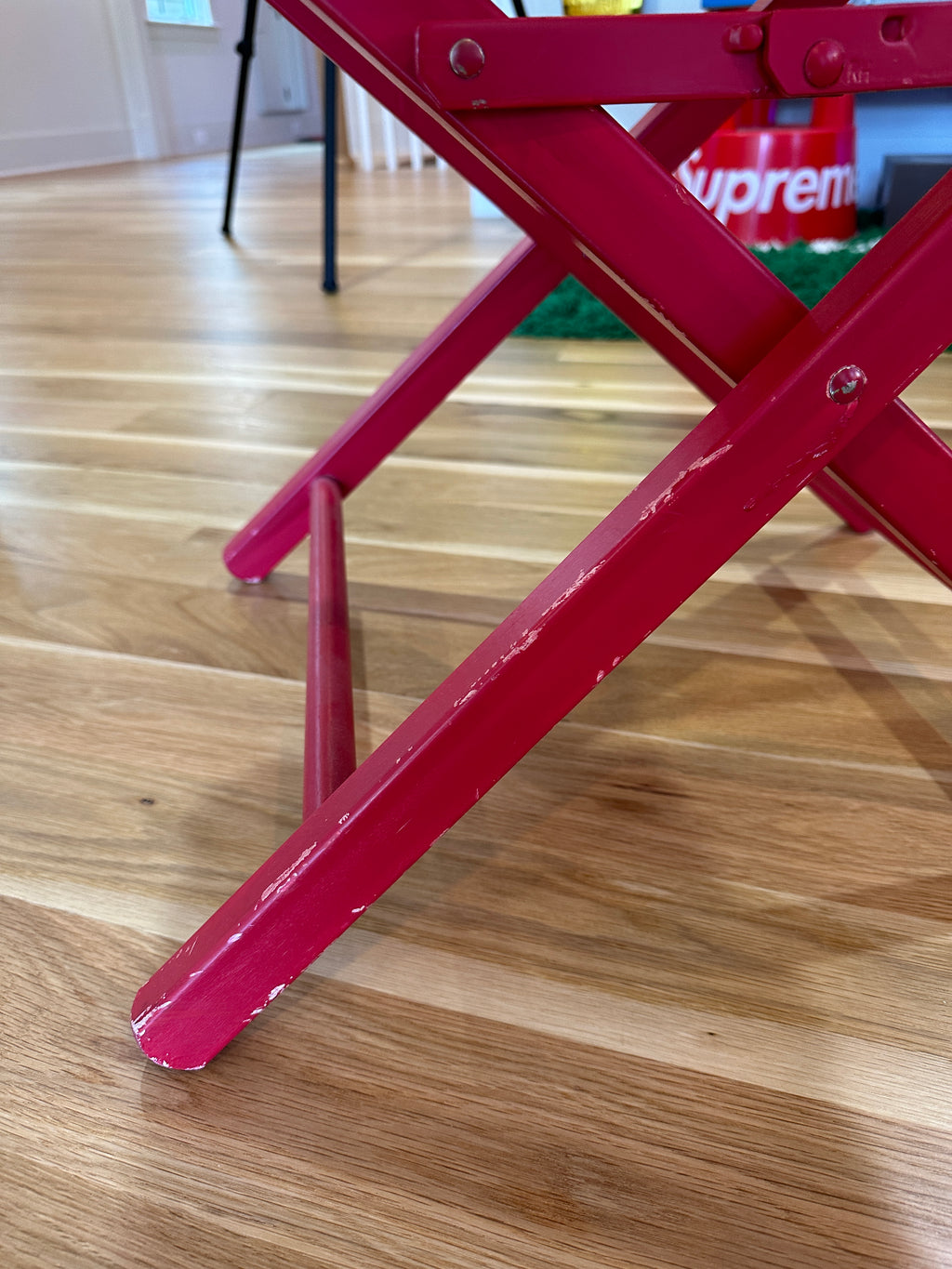 Supreme Director's Chair Red