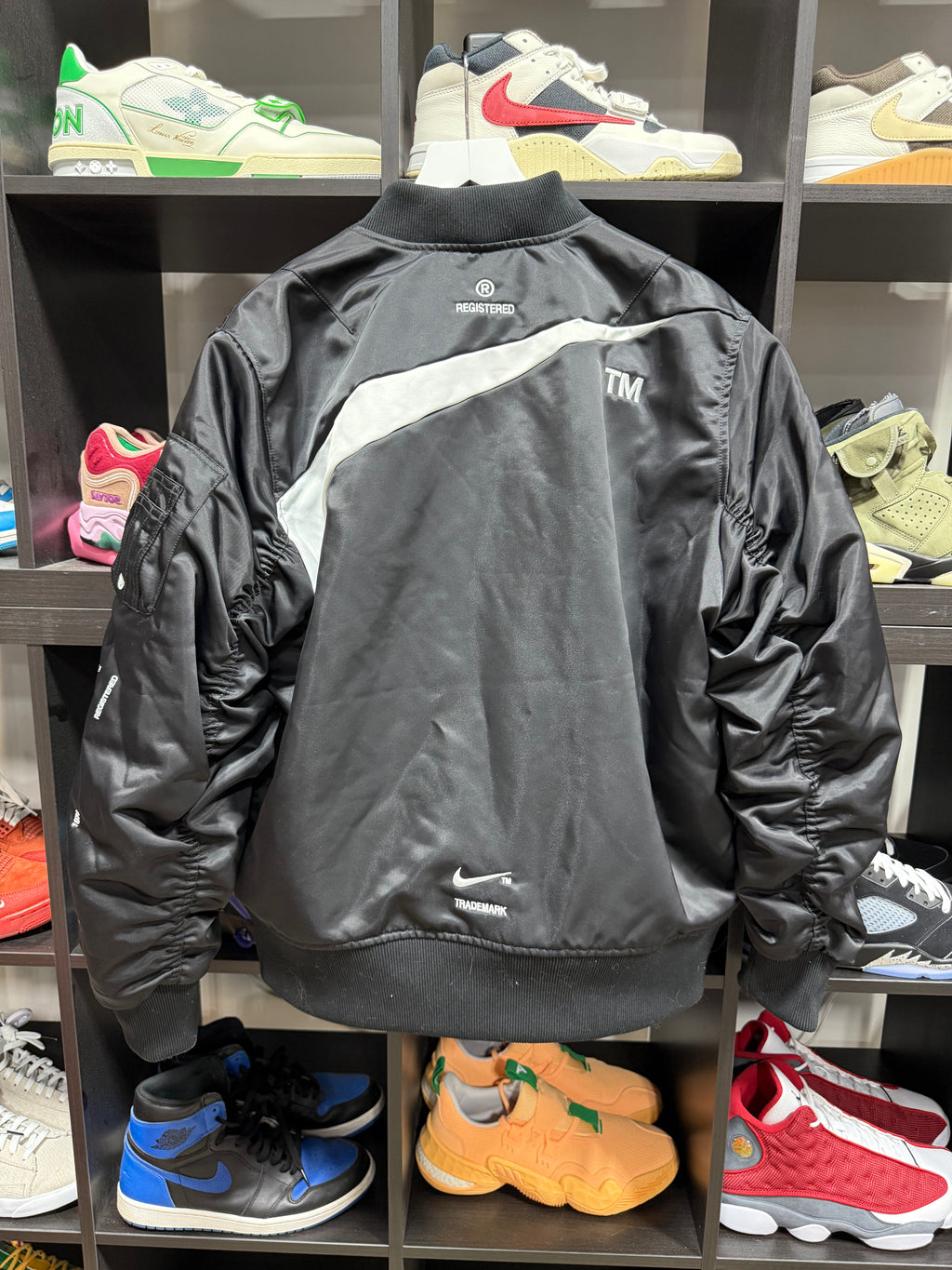 Nike Bomber Jacket Fits L/XL