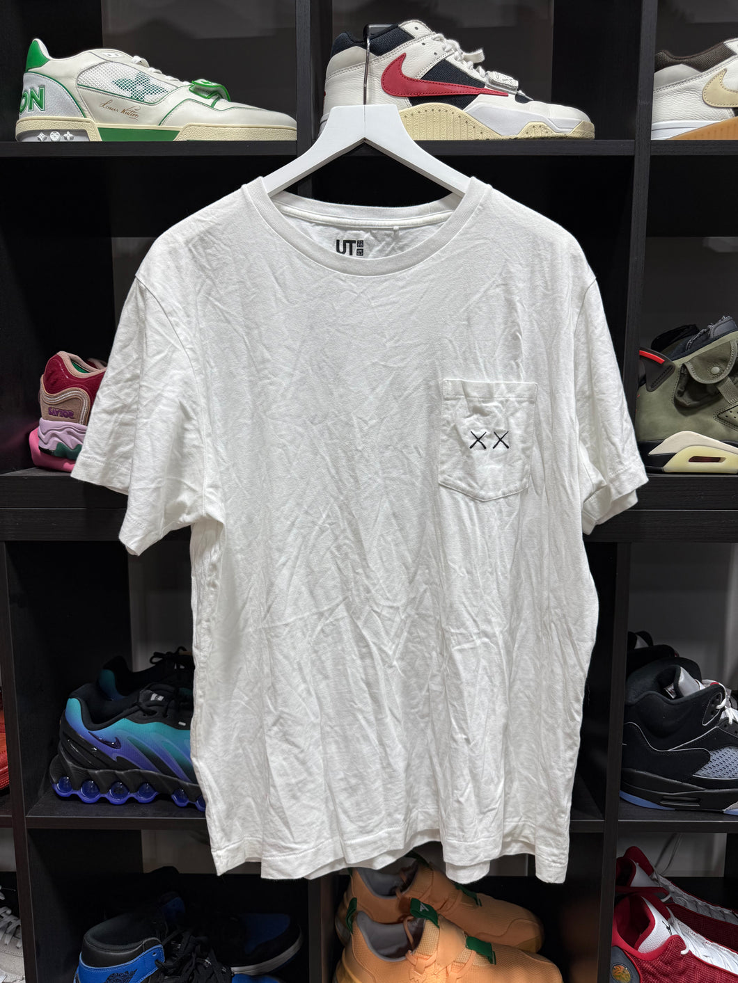 Kaws Sesame Street T-Shirt Sz XL