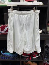 Load image into Gallery viewer, Flight Club Shorts White Sz L
