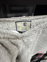 Load image into Gallery viewer, Eric Emanuel Shorts Fuzzy/White/Pink Sz XL
