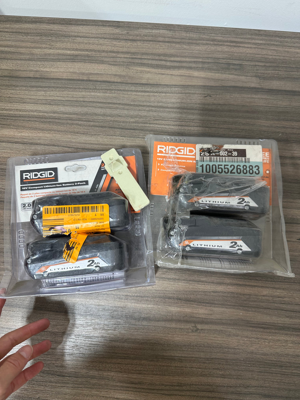 RIDGID 18V Compact Lithium-Ion 2.0 Ah Battery 2-Pack (Model AC8400802P)