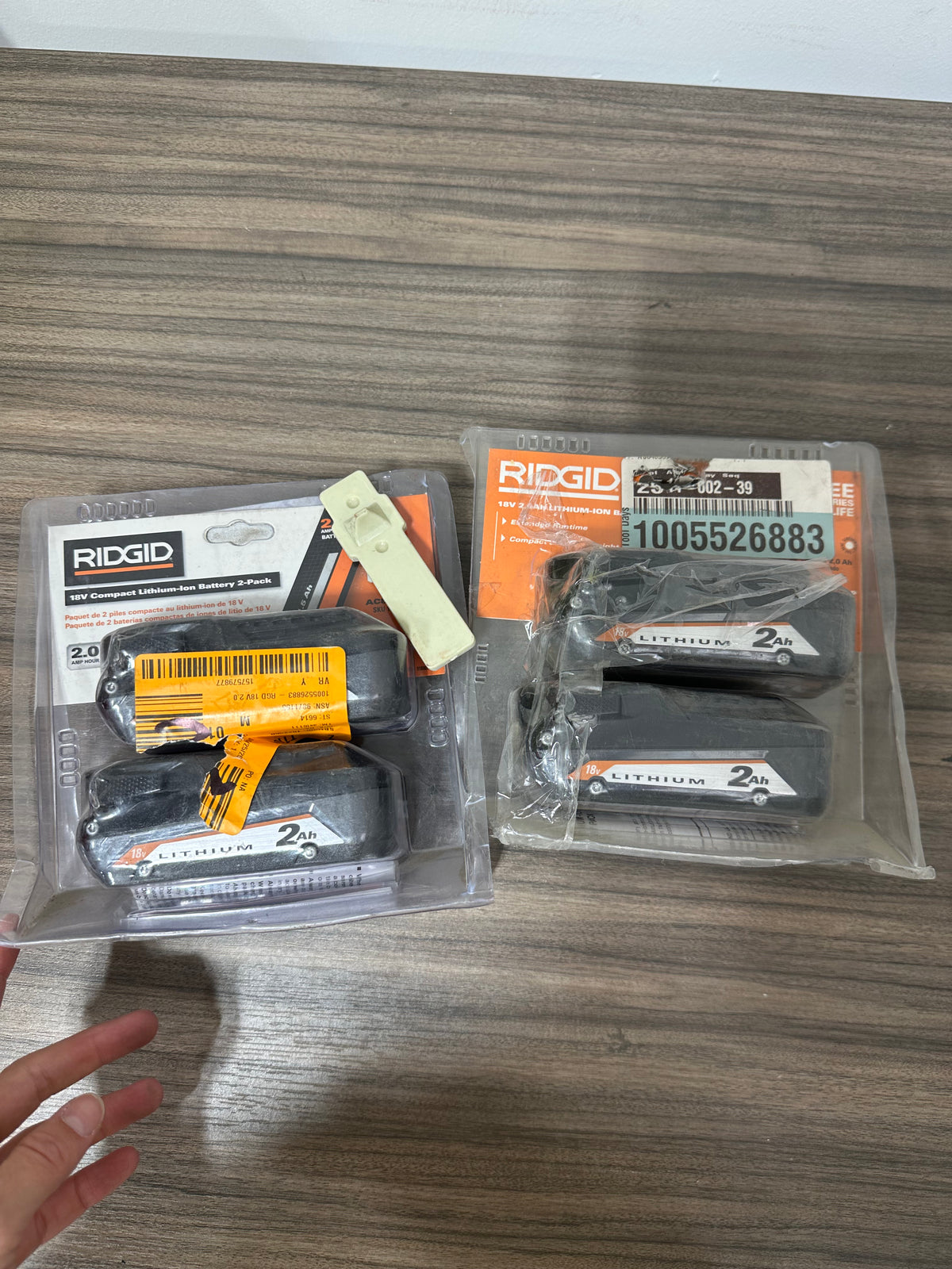 RIDGID 18V Compact Lithium-Ion 2.0 Ah Battery 2-Pack (Model AC8400802P)