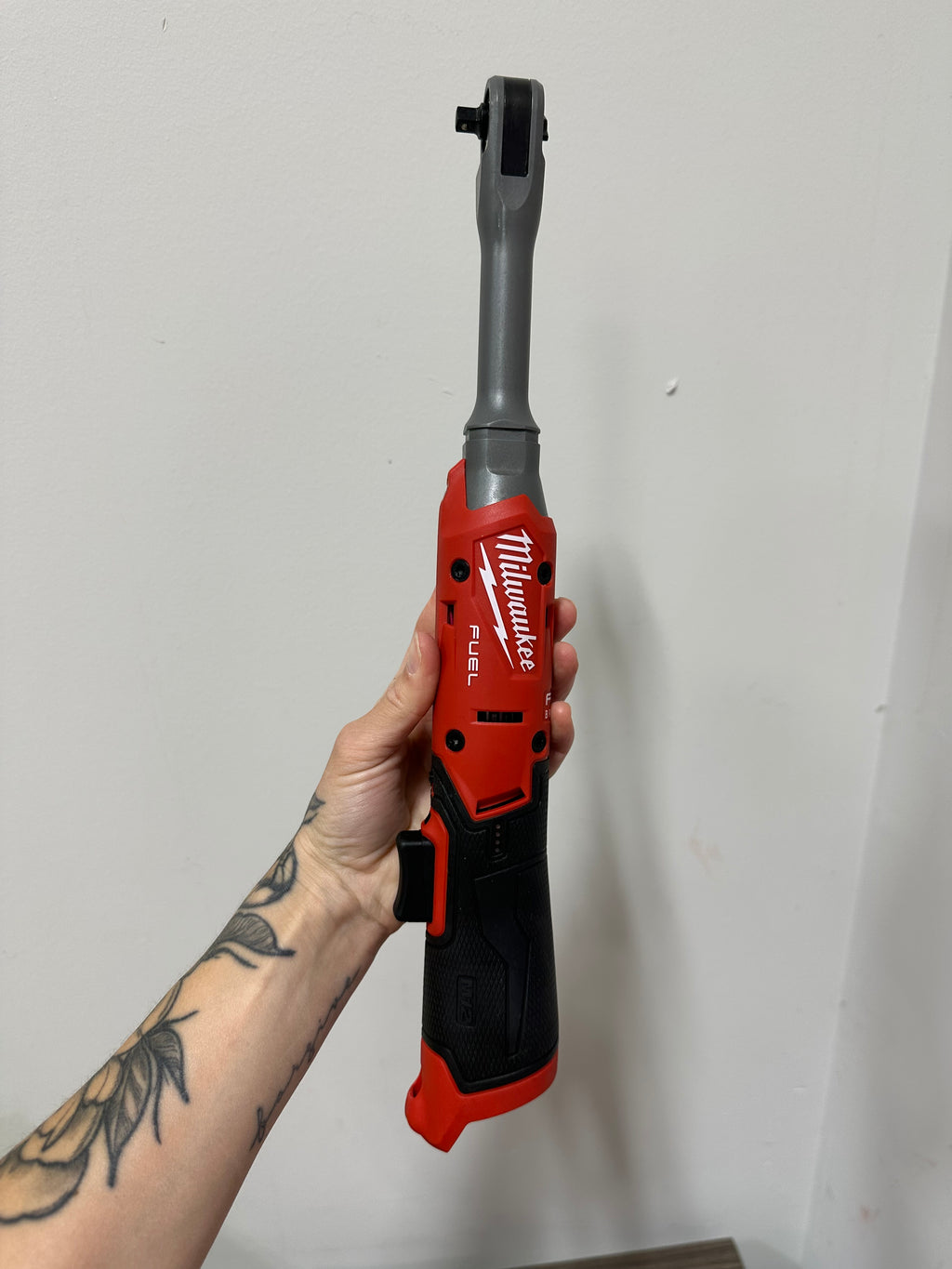 Milwaukee M12 FUEL 12V Lithium-Ion 1/4-inch Extended Reach Brushless Ratchet (Model 3058-20)