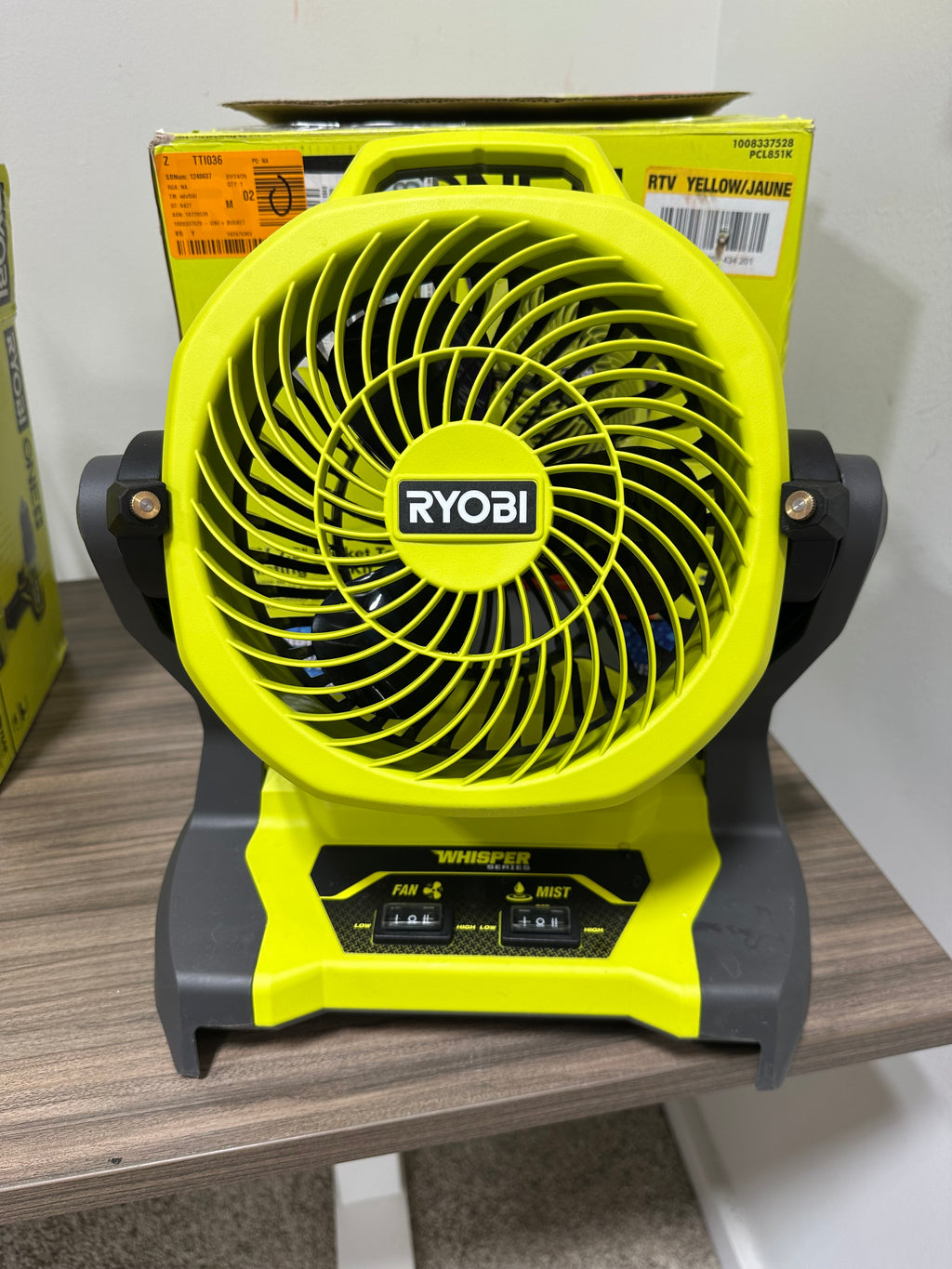 RYOBI ONE+ 18V WHISPER SERIES 7.5-inch Bucket Top Misting Fan Kit (Model PCL851K)