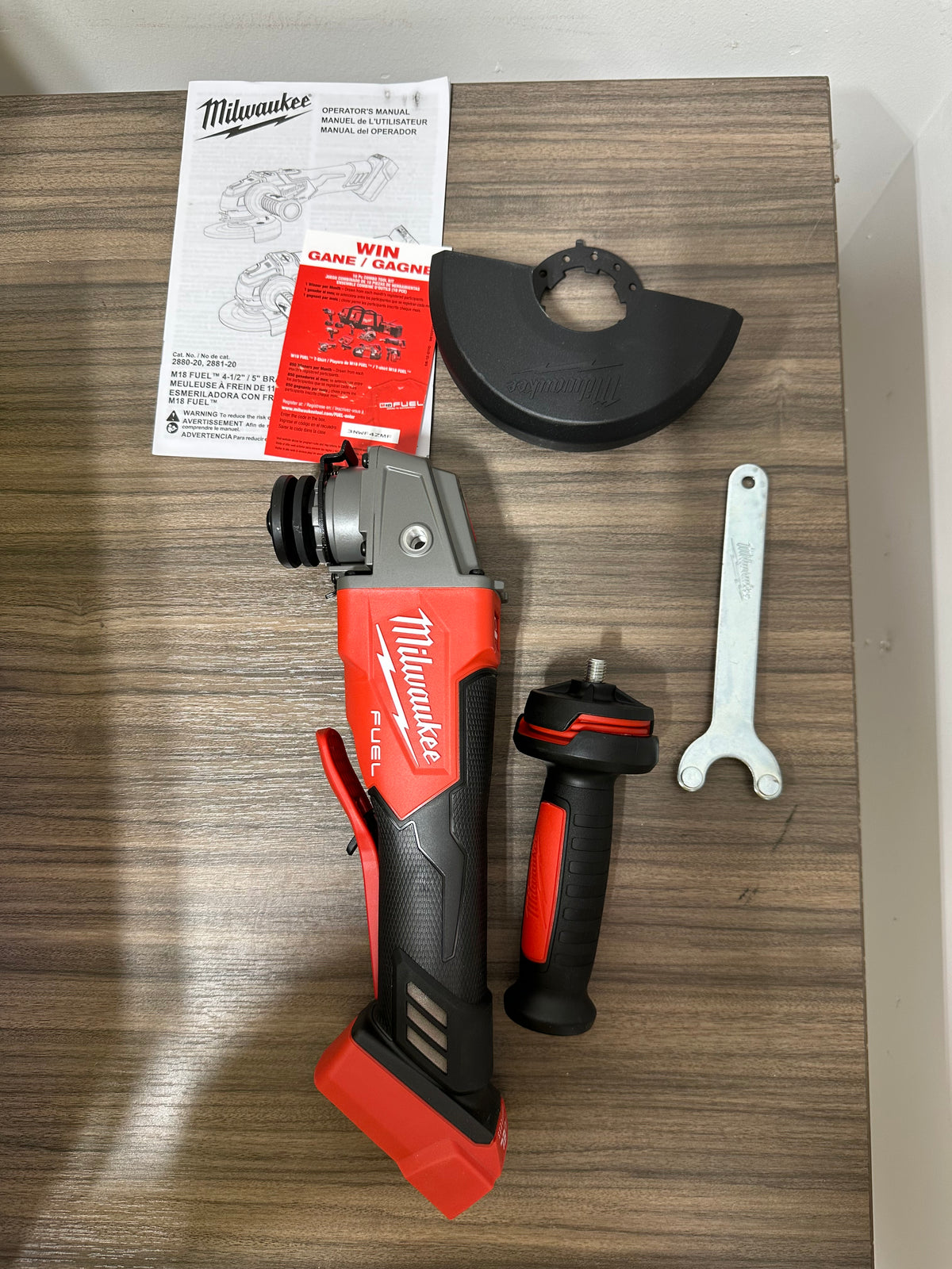 Milwaukee M18 FUEL 18V Lithium-Ion Cordless 4-1/2" / 5" Braking Angle Grinder (Model 2880-20)