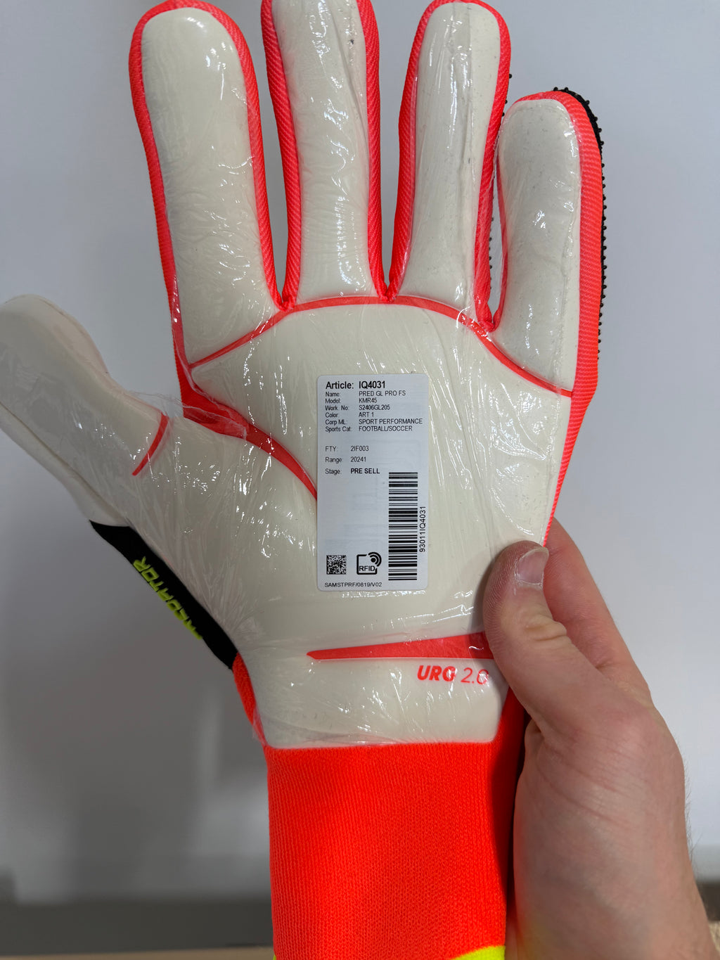 Adidas Predator Goalkeeper Gloves Pro Fingersave Sz 10