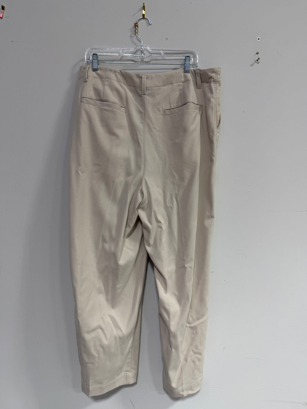 Standard Cloth cream colored trousers men's sz 36