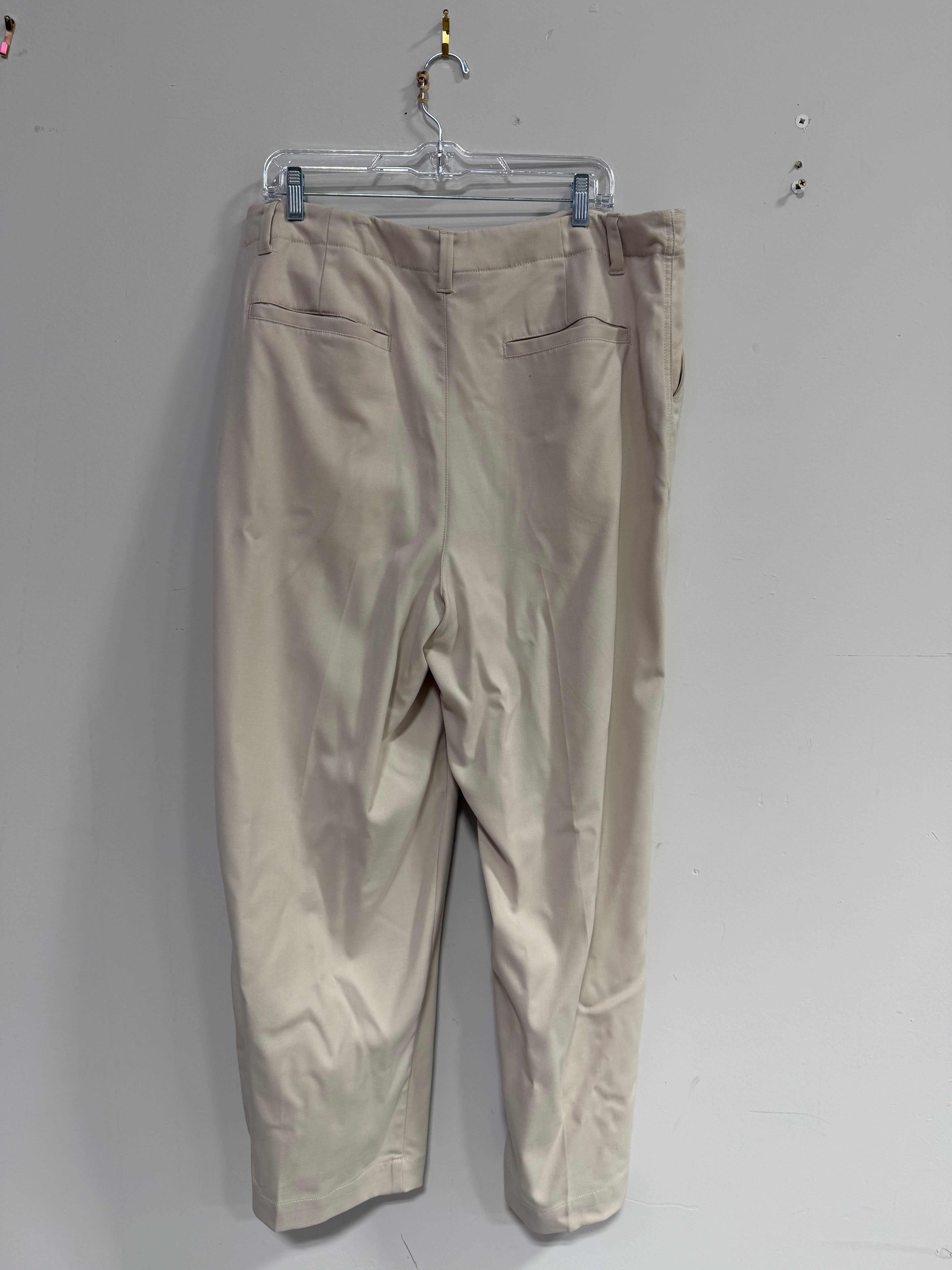 Standard Cloth cream colored trousers men's sz 36