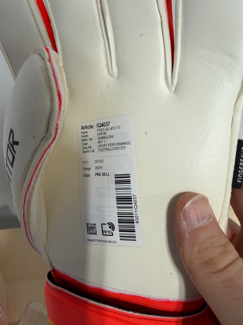 Adidas Predator Goalkeeper Gloves Match Fingersave Sz 10