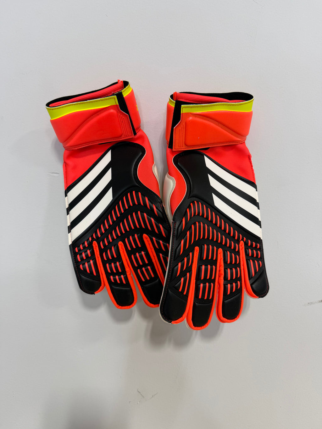 Adidas Predator Goalkeeper Gloves Match Sz 10