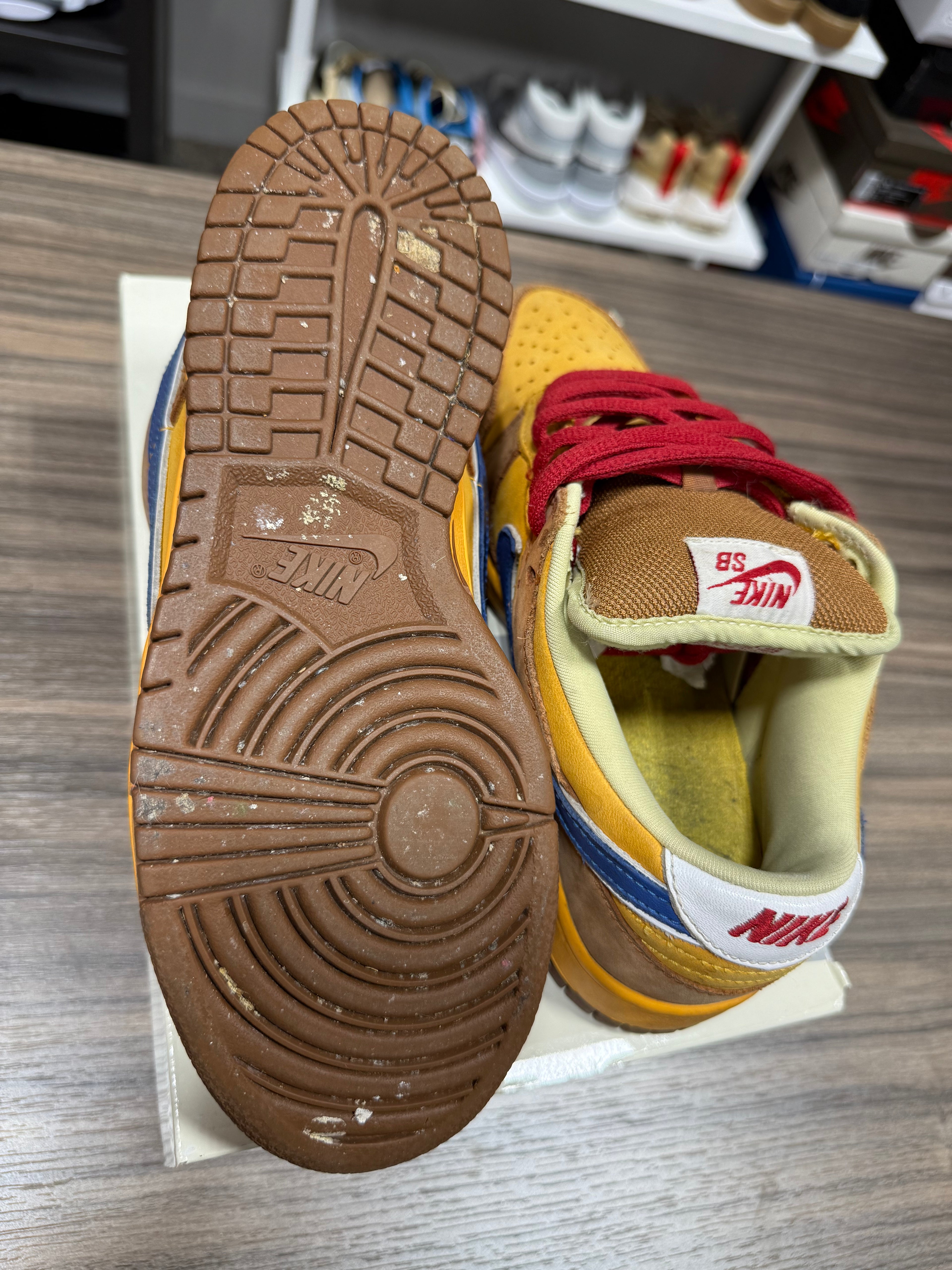 Nike SB Dunk Low New Castle Sz 6 Rep Box