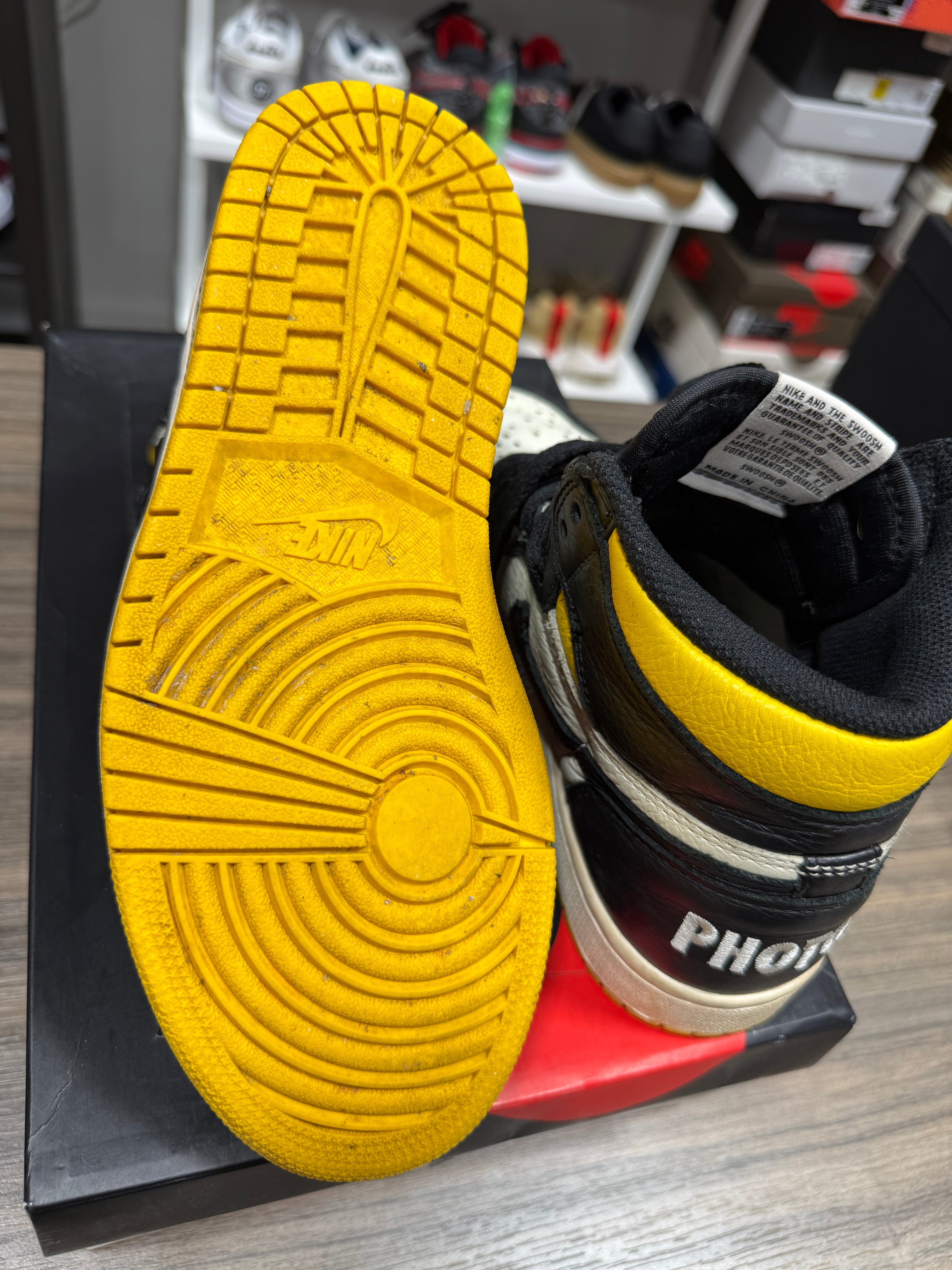 Jordan 1 High Not For Resale Yellow Sz 5.5 Rep Box