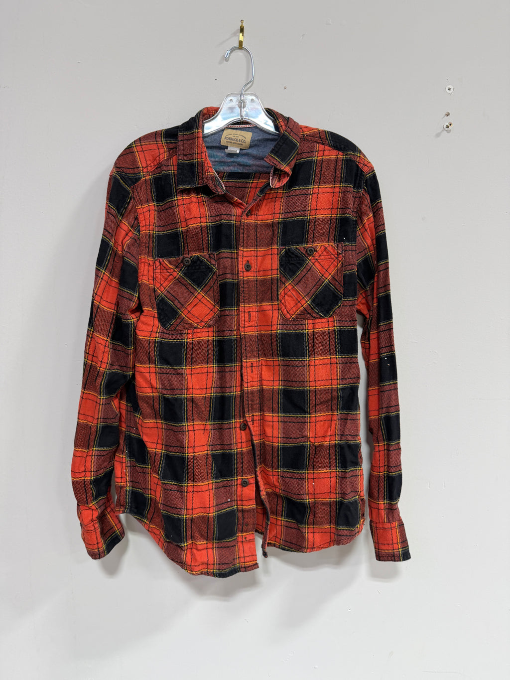 Arizona Jean Co. orange and black plaid flannel shirt sz M