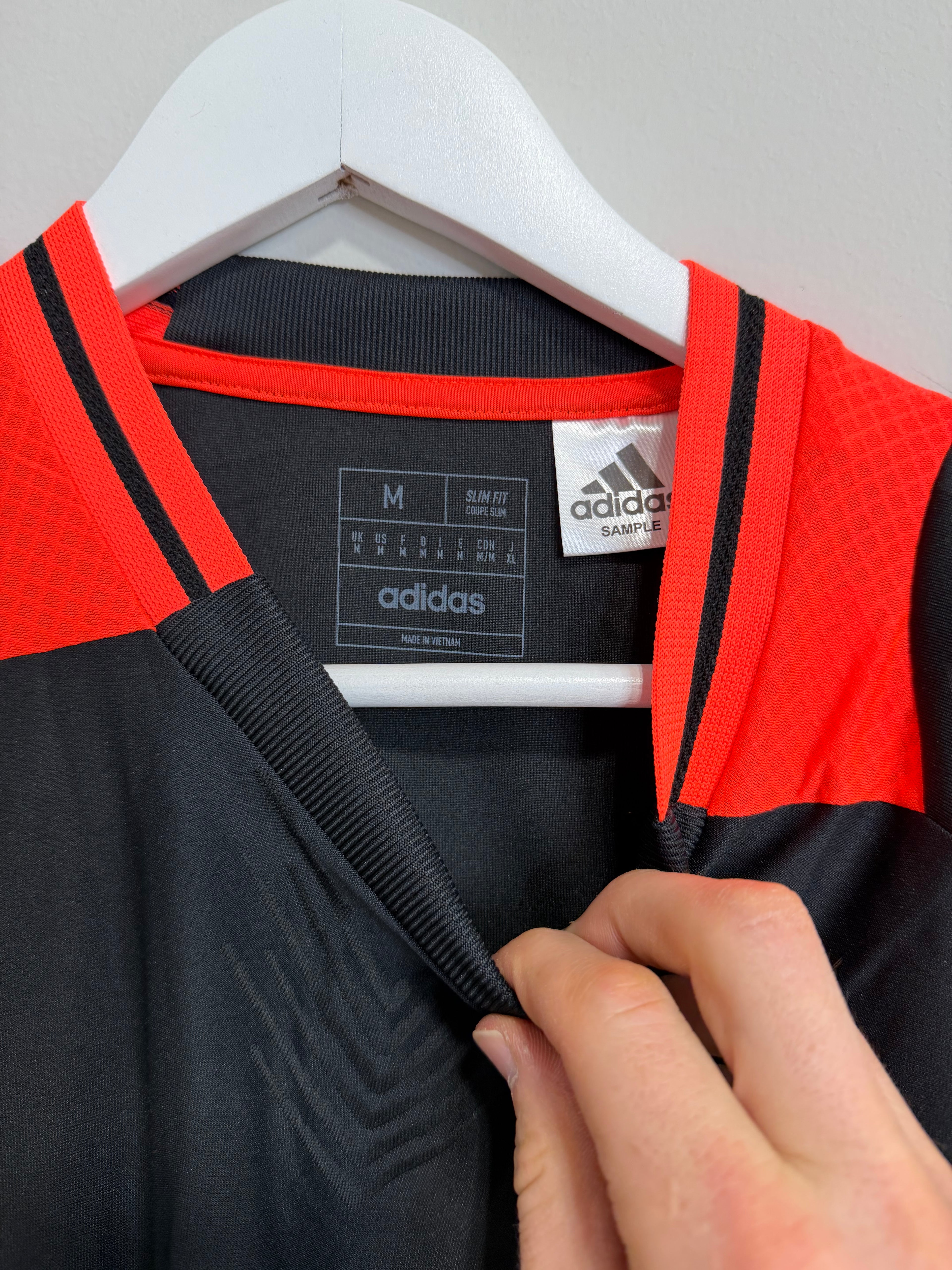 adidas Tiro 24 Pro Training Soccer Jersey Men's Size Medium