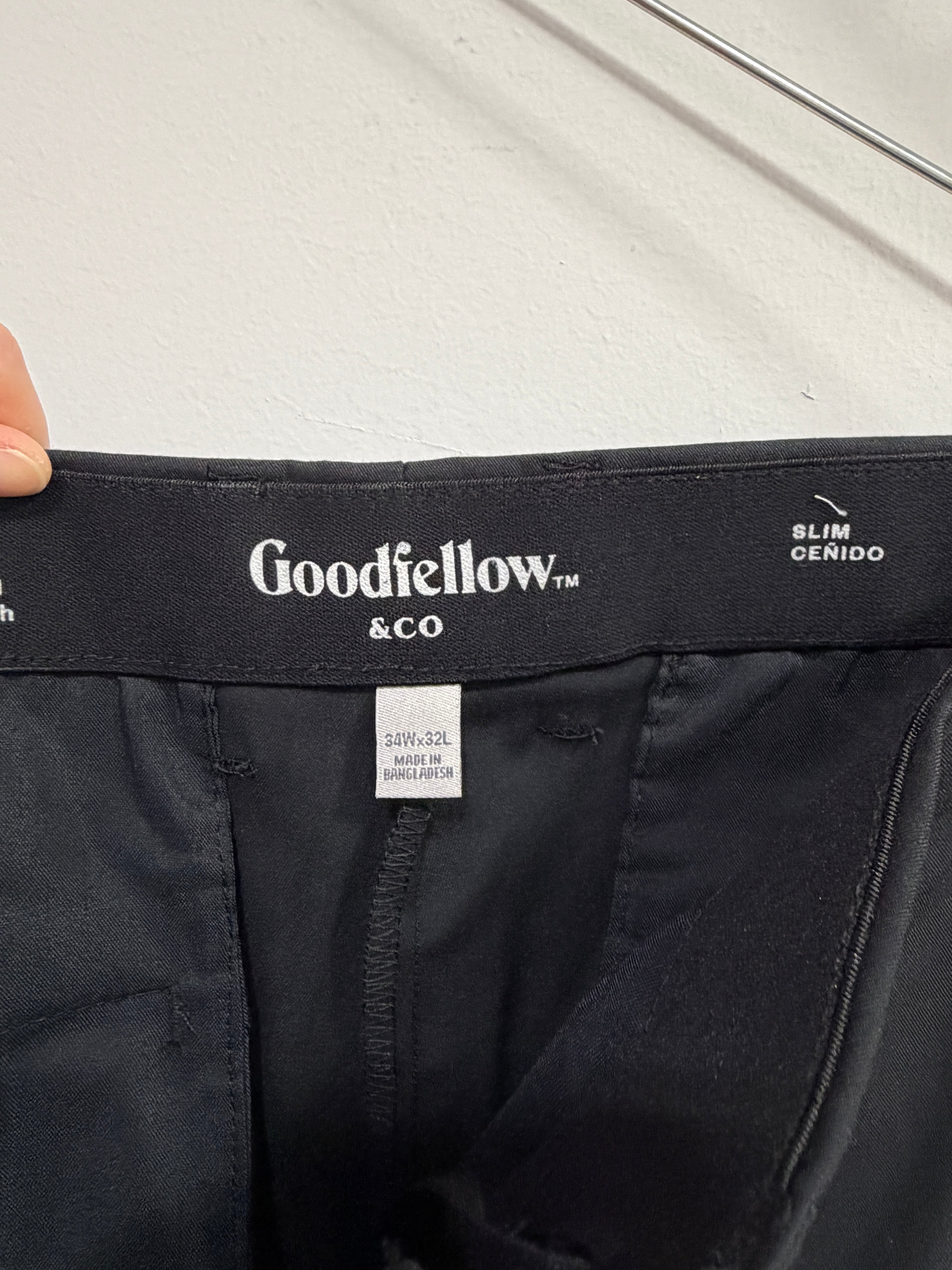 Goodfellow & Co black slim-fit chino pants men's Sz 34W/32L