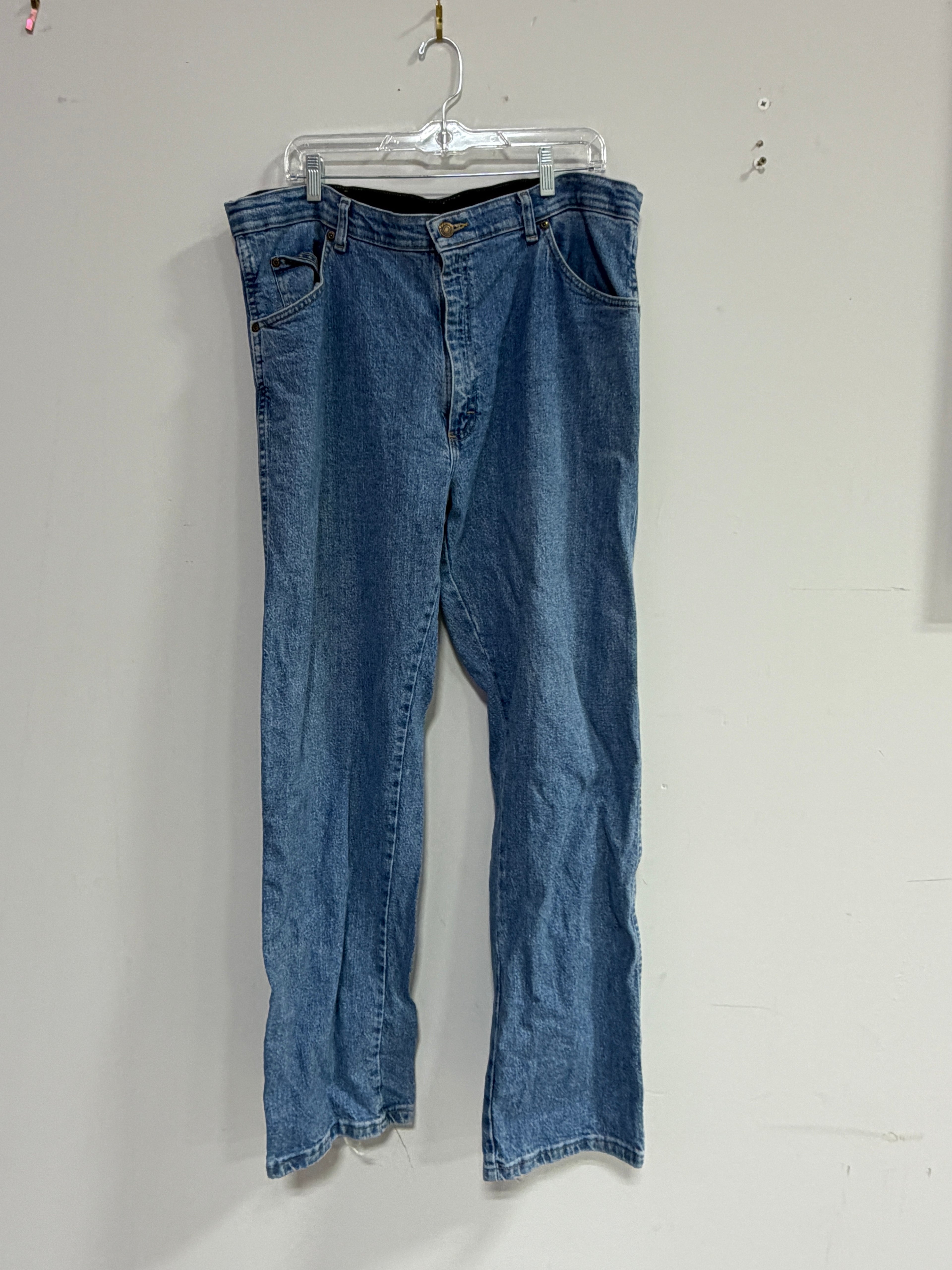 Wrangler Authentics flex-waist medium-blue denim jeans sz 38x32