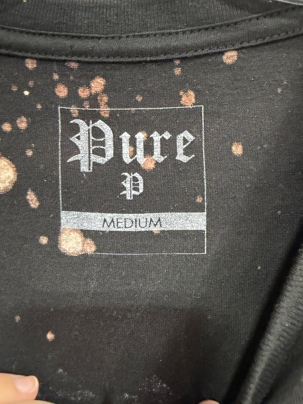 Pure black graphic t-shirt sz M