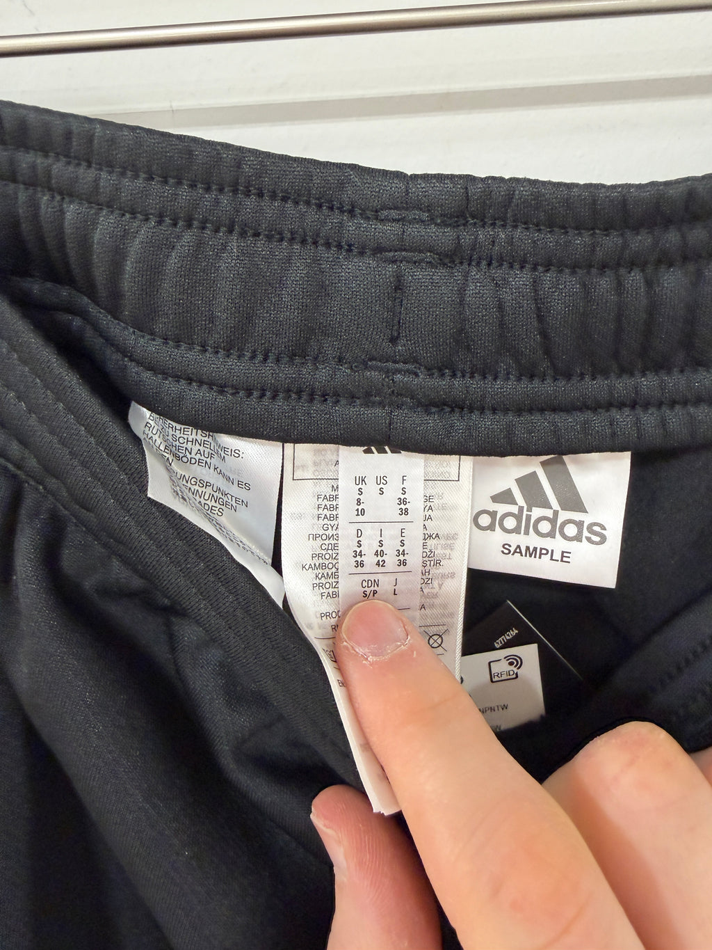 adidas Women's Tiro 26 Wind pants Sz S