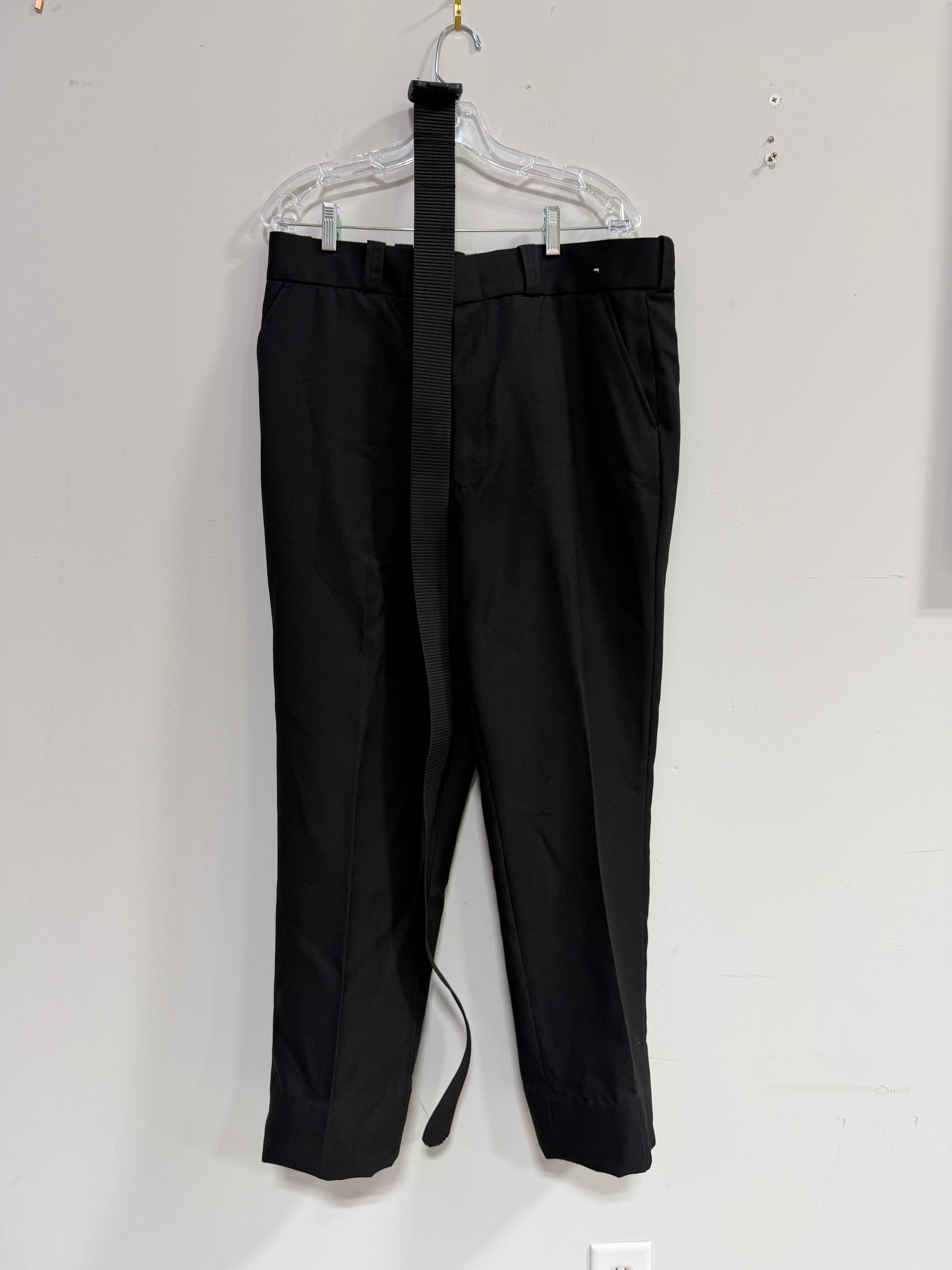 Security uniform: trousers (sz 38), button-down shirt (sz XL), & utility belt