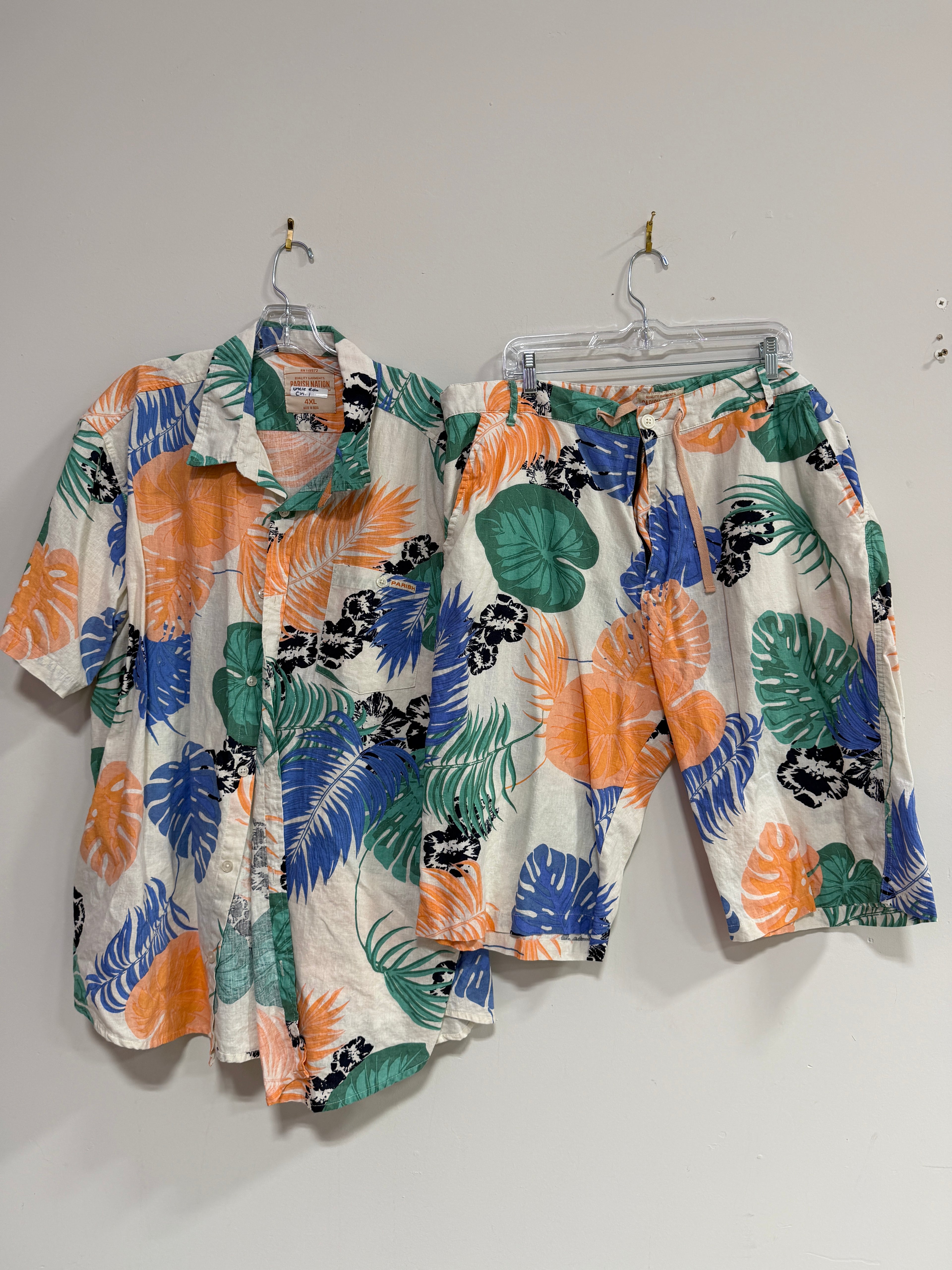 Parish Nation men's Hawaiian-style tropical print set in size 4XL