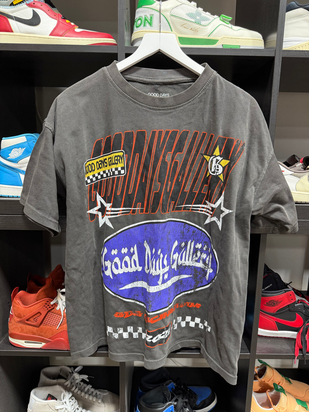Good Days Gallery T-Shirt Sz L