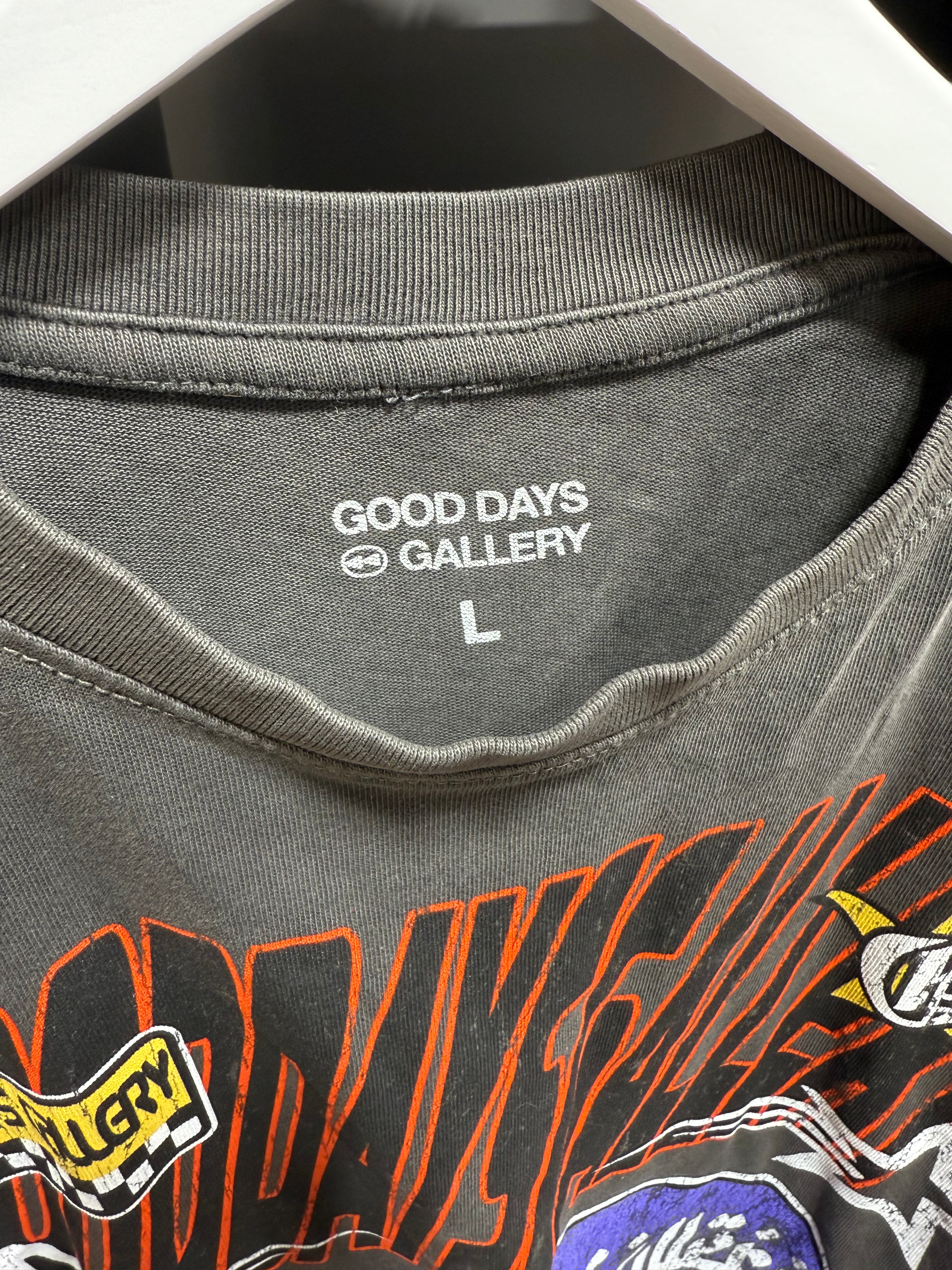 Good Days Gallery T-Shirt Sz L
